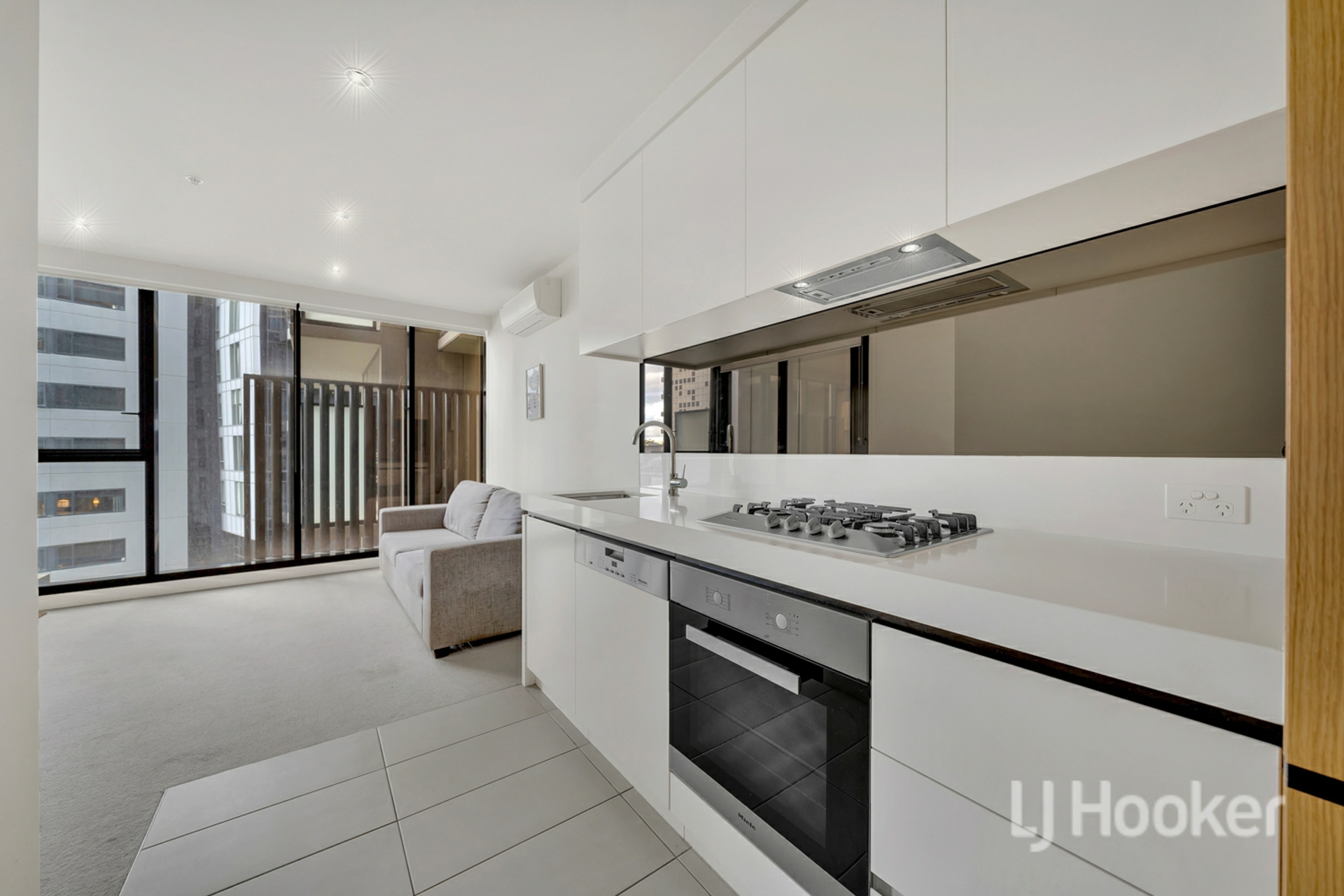 618/8 Daly Street, SOUTH YARRA