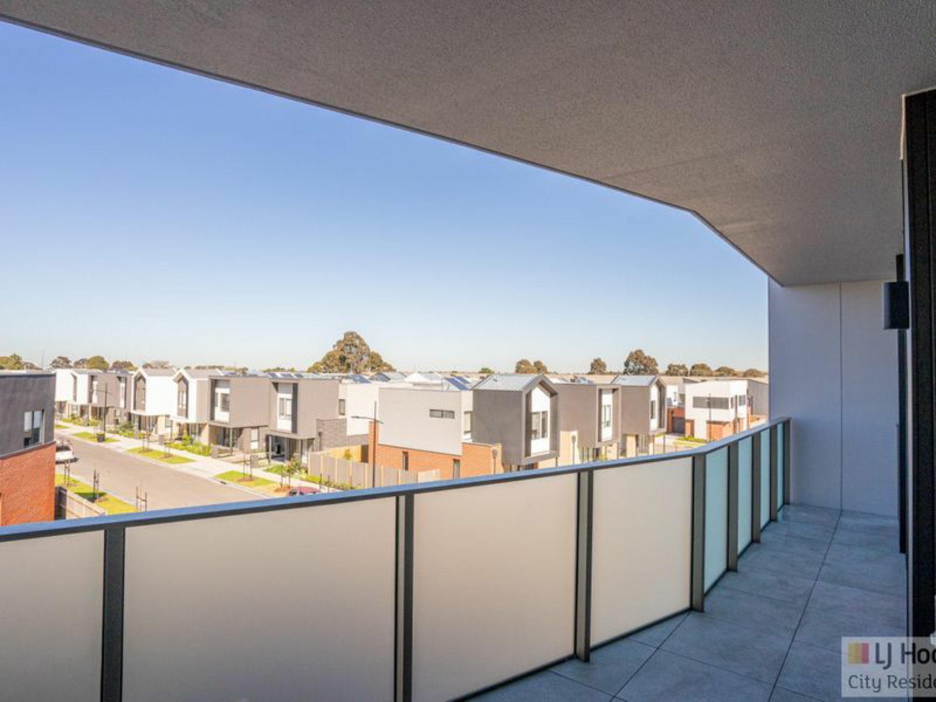 201/18 Lomandra Drive, CLAYTON SOUTH