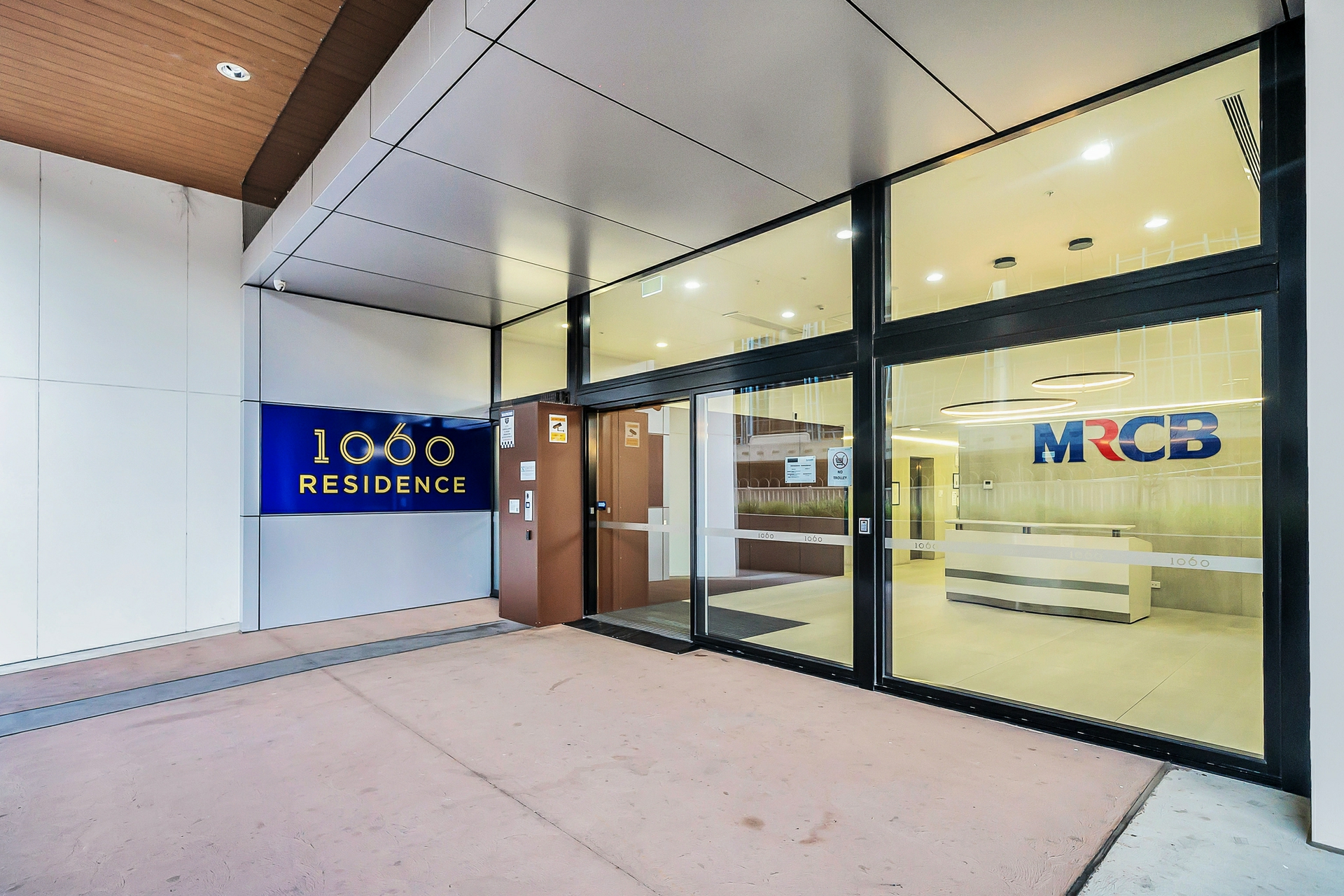 809/1060 Dandenong Road, CARNEGIE