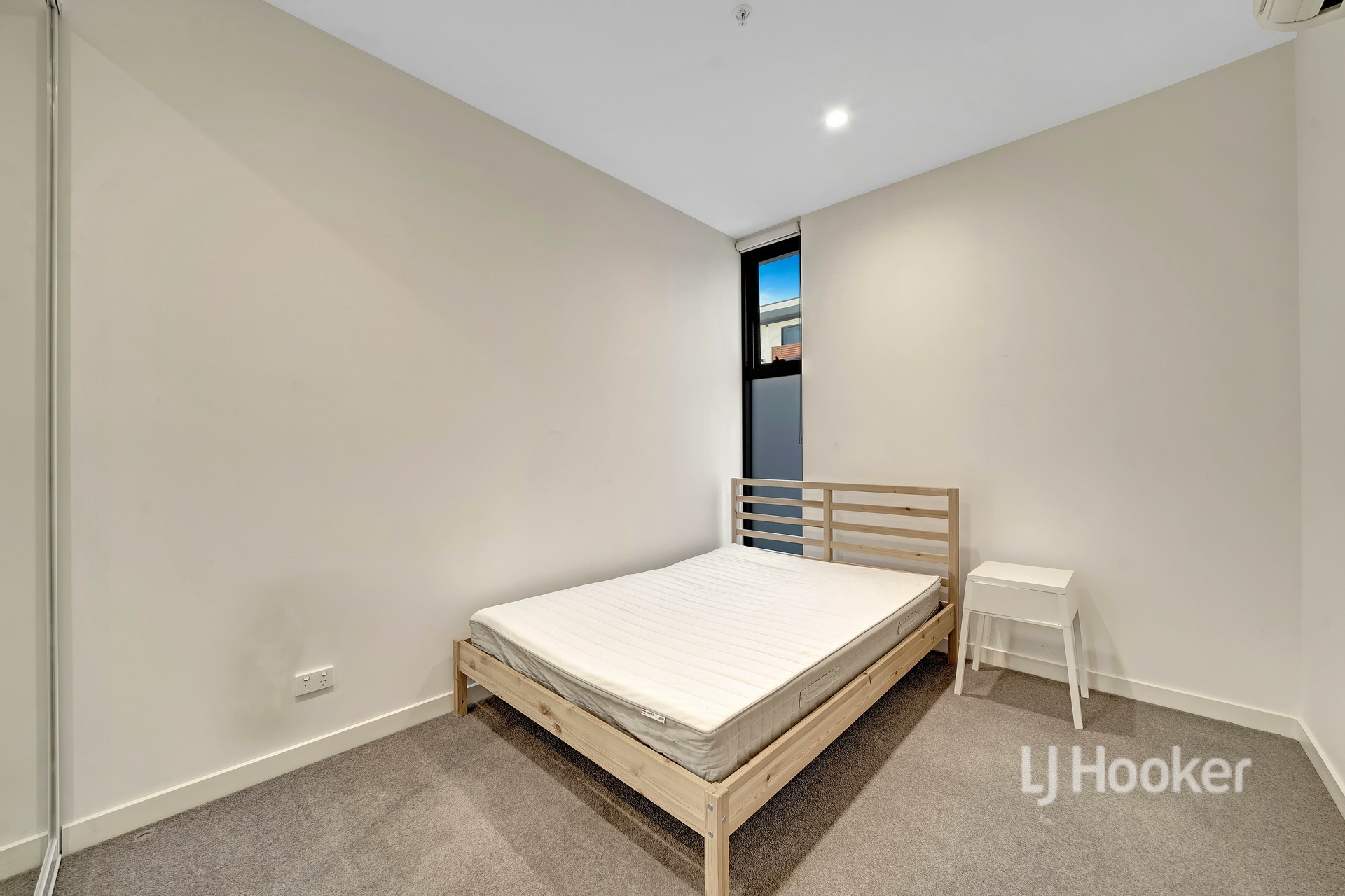 211/316 Neerim Road, CARNEGIE