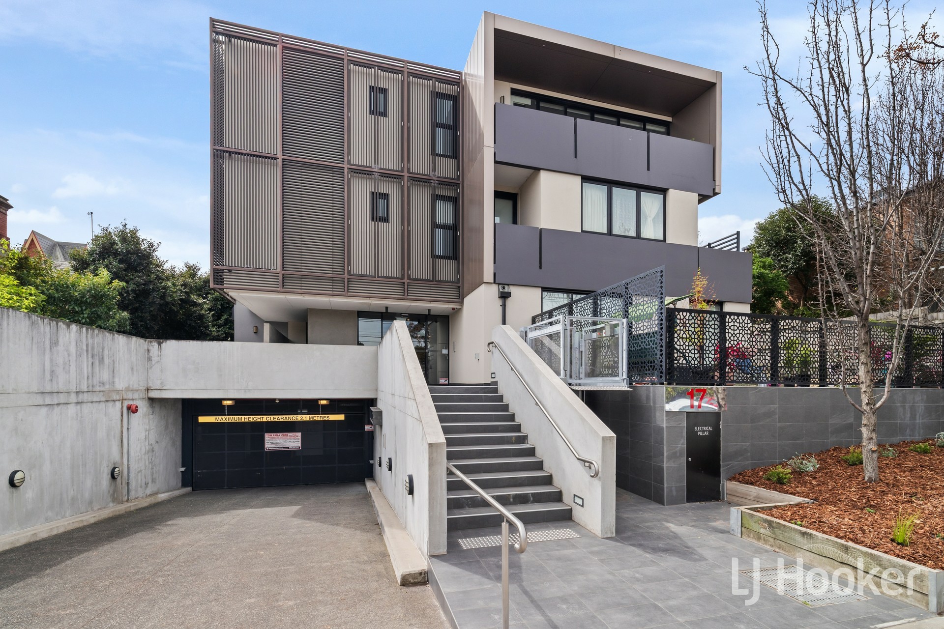G09/17 Riversdale Road — photo from LJ Hooker Rowville