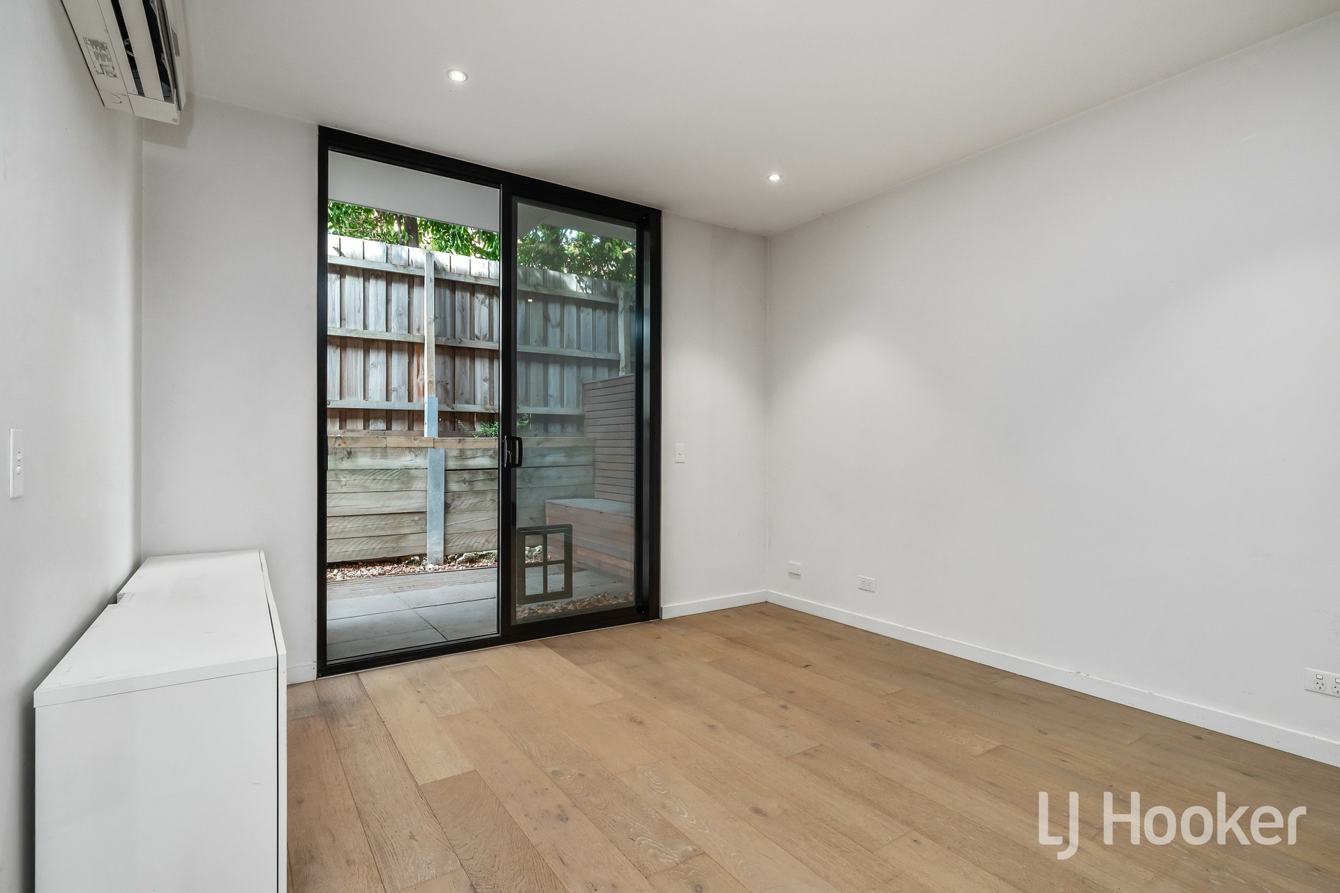 G09/17 Riversdale Road — photo 5 of 8