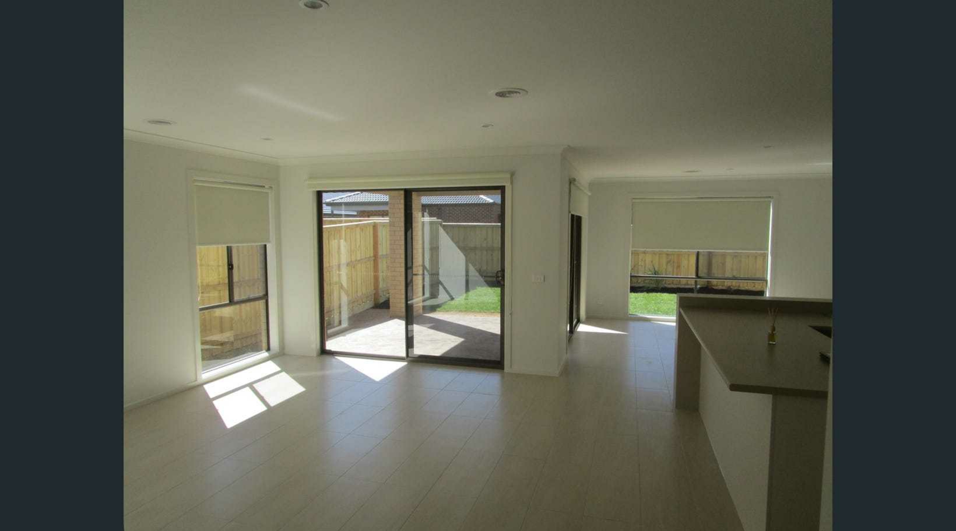 10 Aylesbury Boulevard — photo 2 of 5