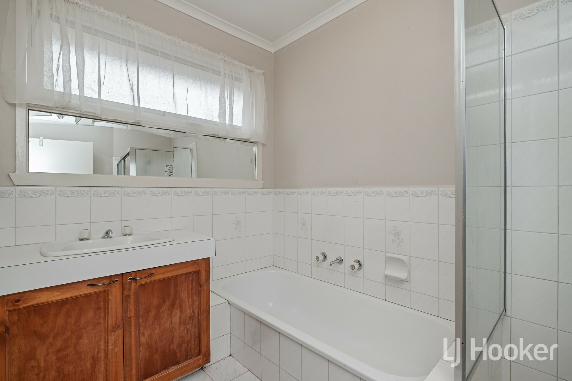 3 Bernard Street — photo 8 of 8