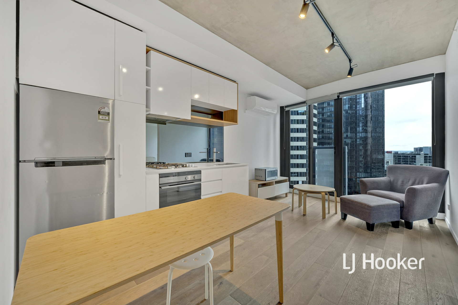 1502/315 La Trobe Street — photo 2 of 6
