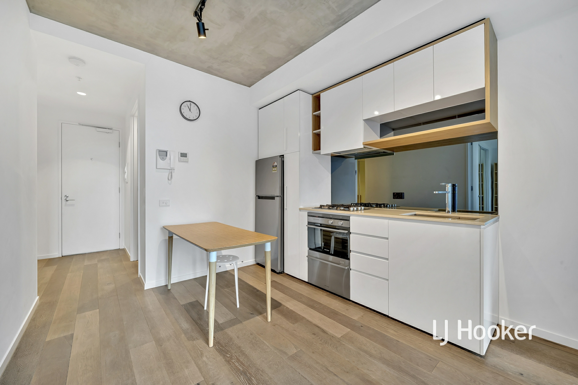 1502/315 La Trobe Street — photo 3 of 6