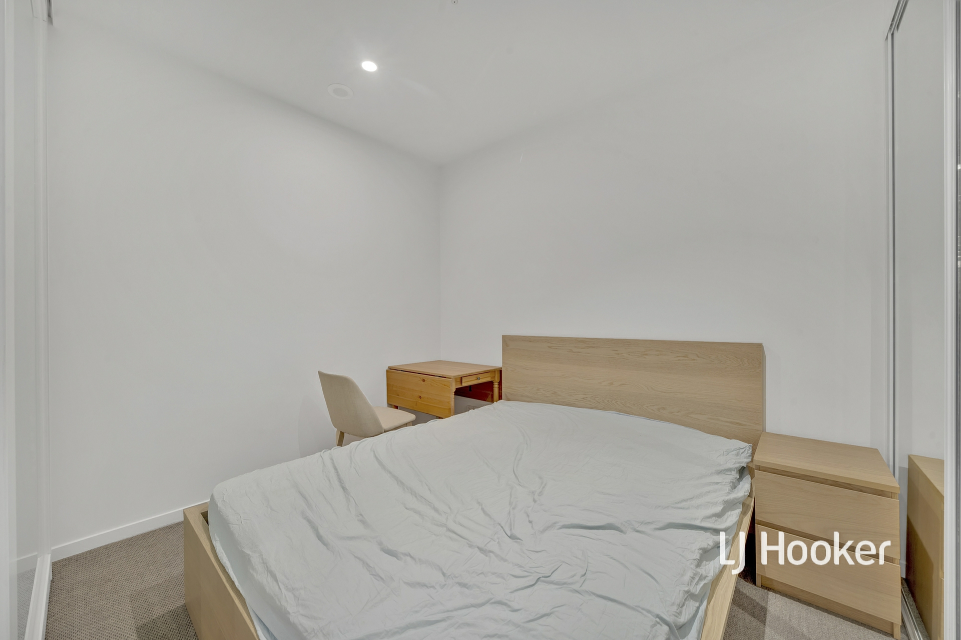 1502/315 La Trobe Street — photo 4 of 6
