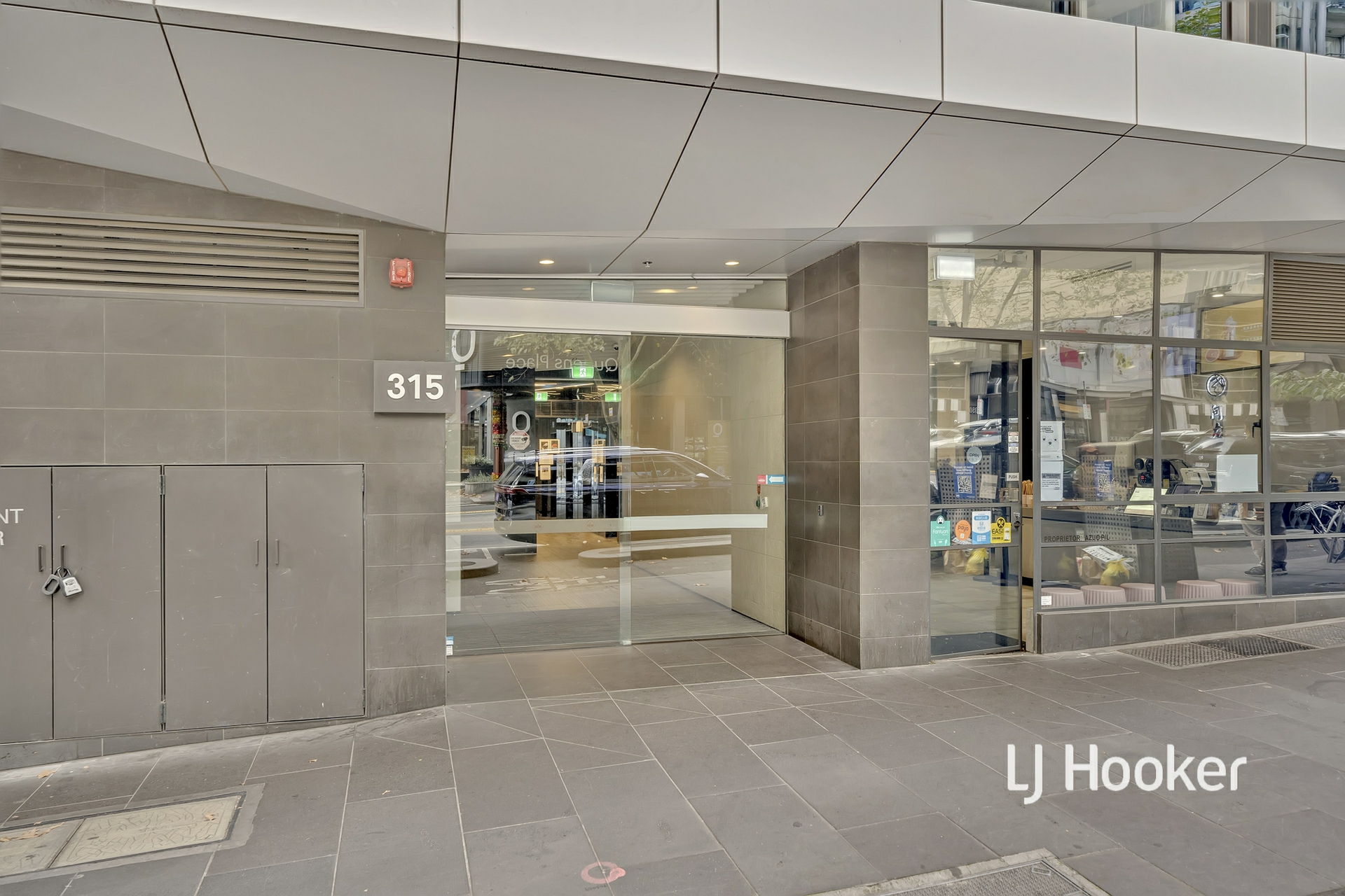 1502/315 La Trobe Street — photo 6 of 6