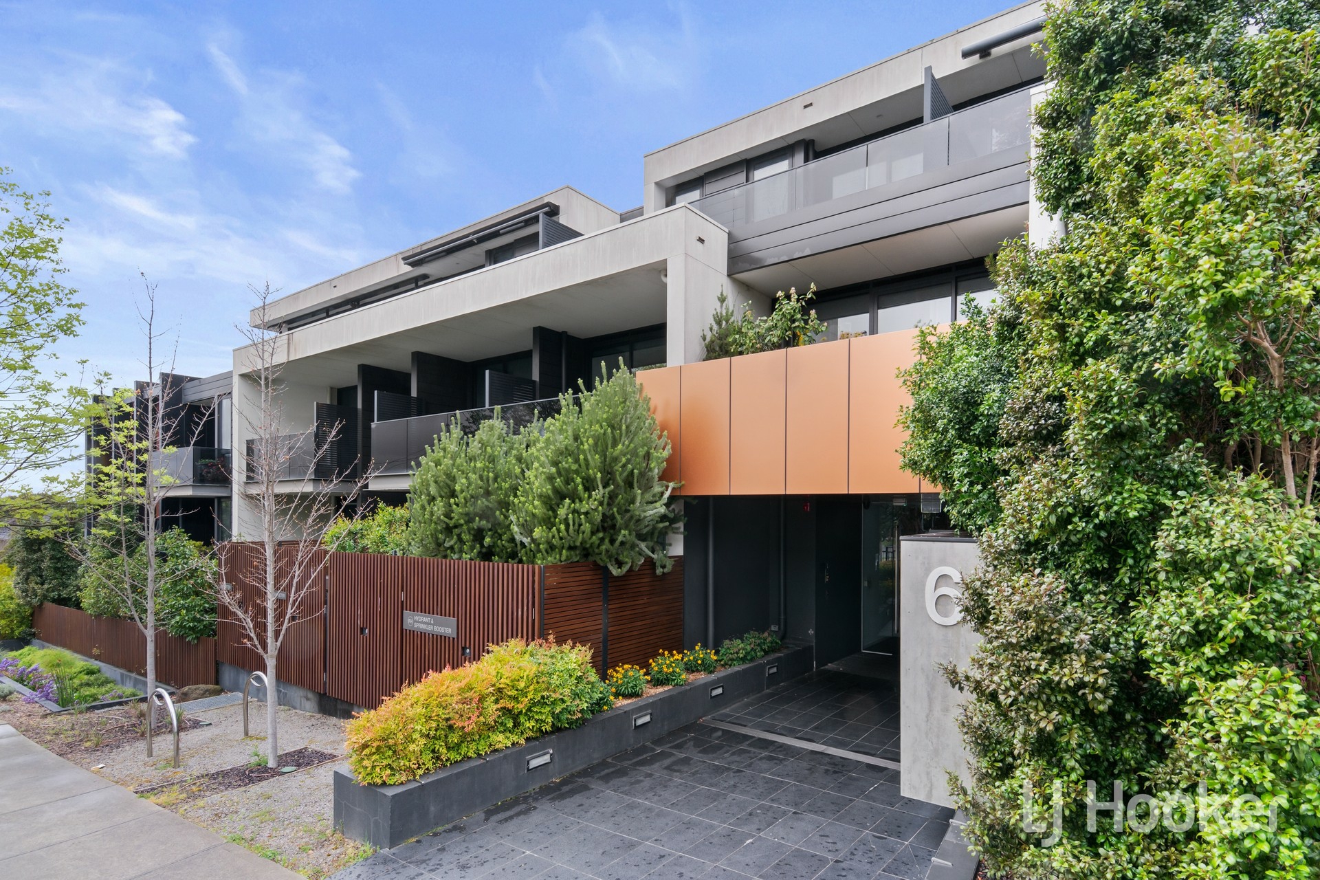 106/6 Thiele Street — photo 8 of 8