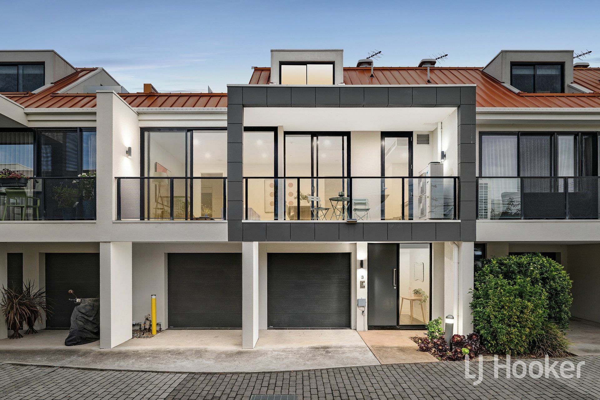 3/26 Fernhill Road — photo from LJ Hooker Rowville