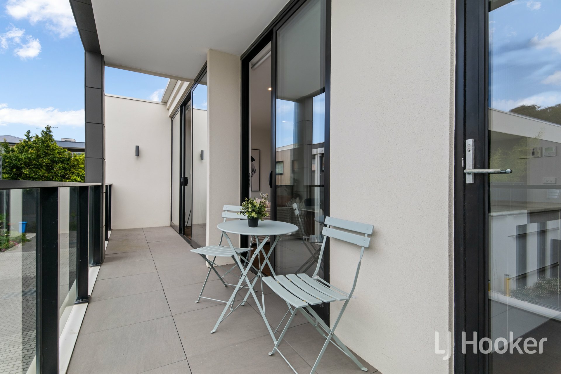 3/26 Fernhill Road — photo 8 of 10