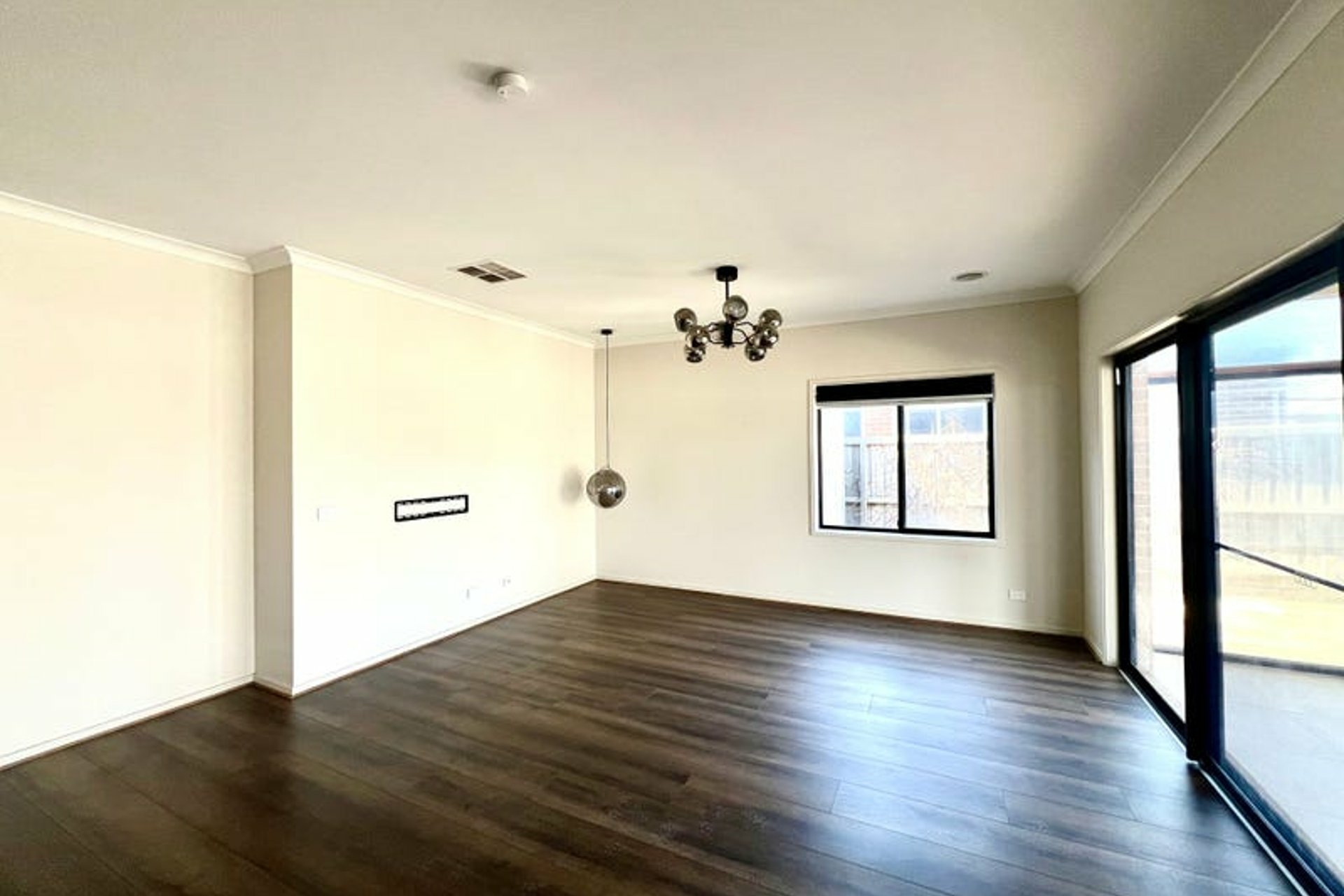 21 Hemsworth Street — photo 7 of 15