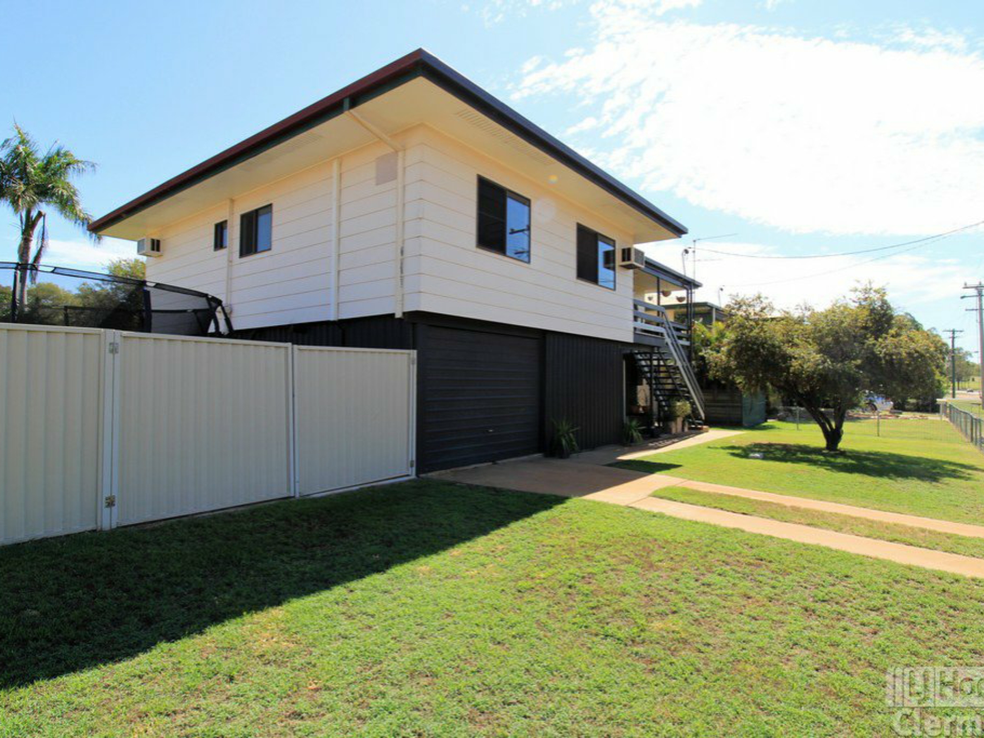 8 Mimosa Street, Clermont