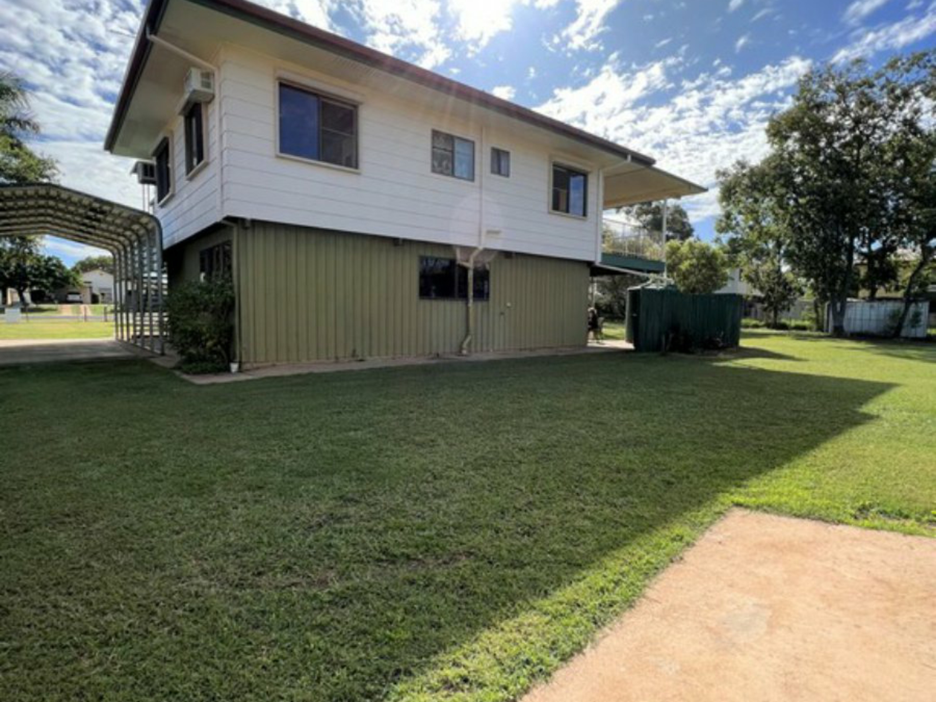 5 Lester Court, CLERMONT