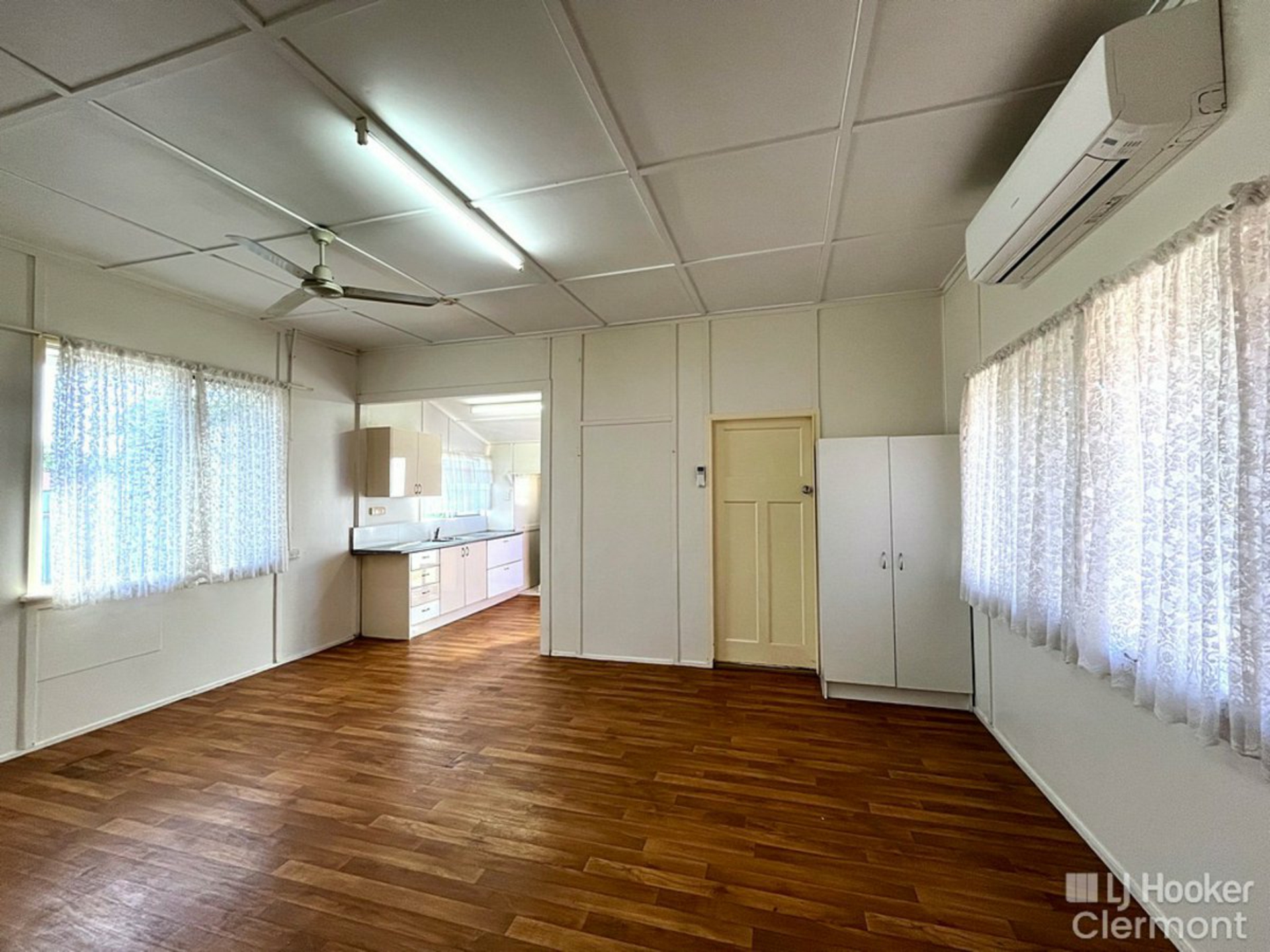24 Capella Street — photo 3 of 13