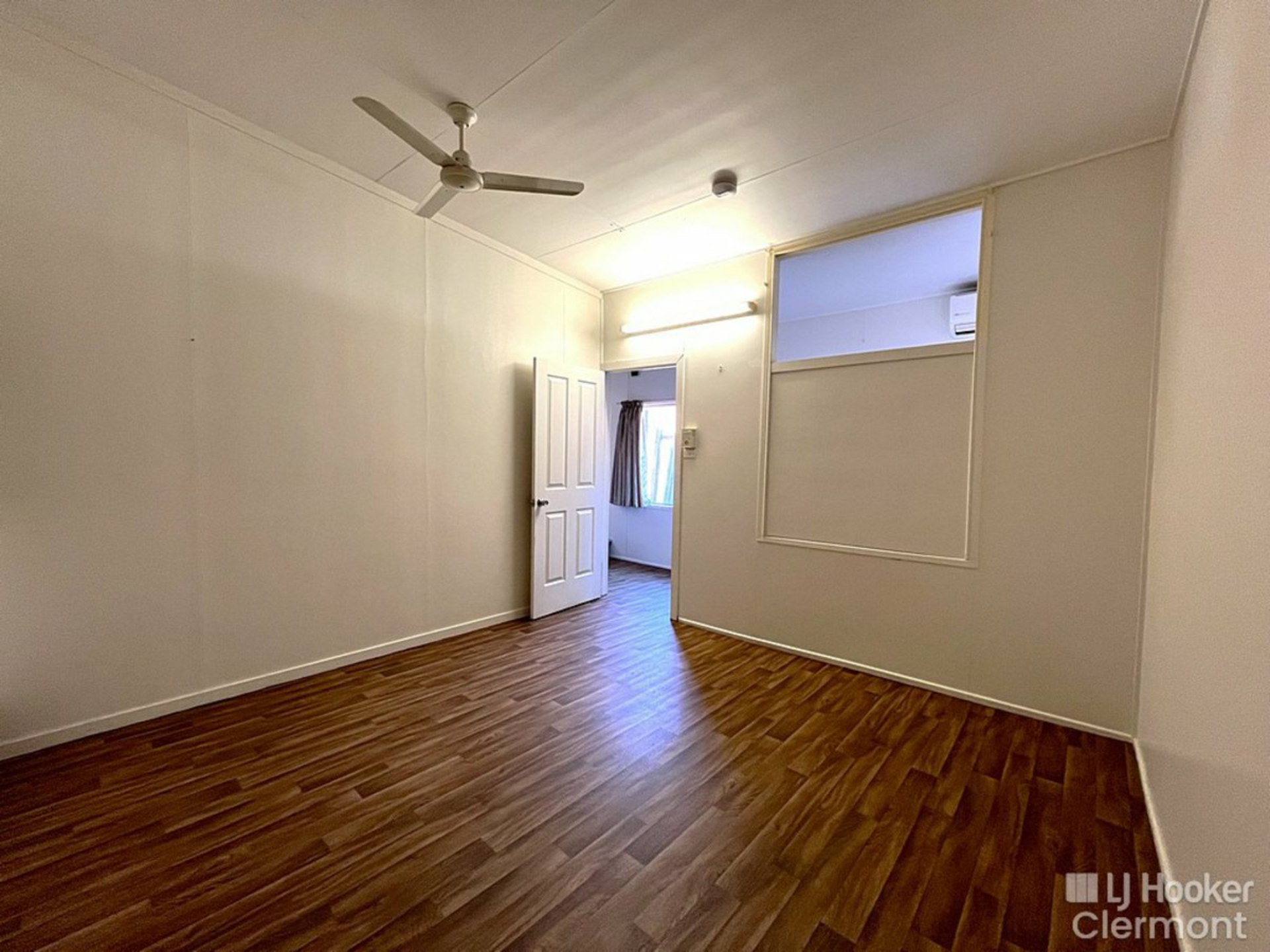24 Capella Street — photo 7 of 13