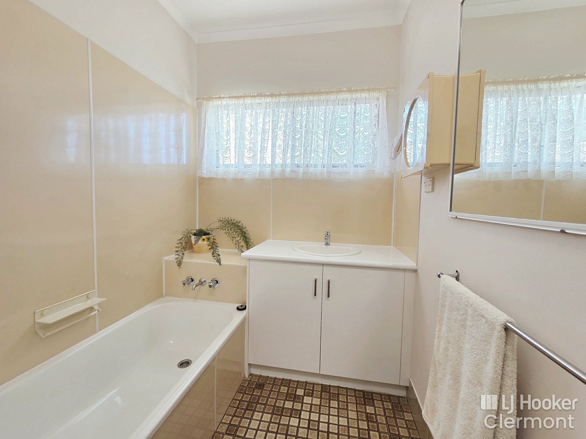 32 Collins Street — photo 24 of 30