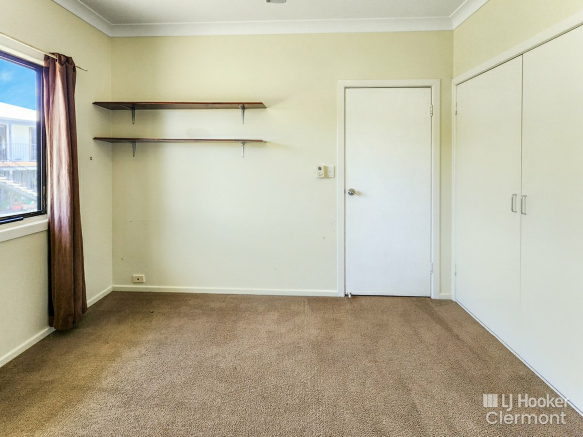 7 Carina Crescent — photo 15 of 26