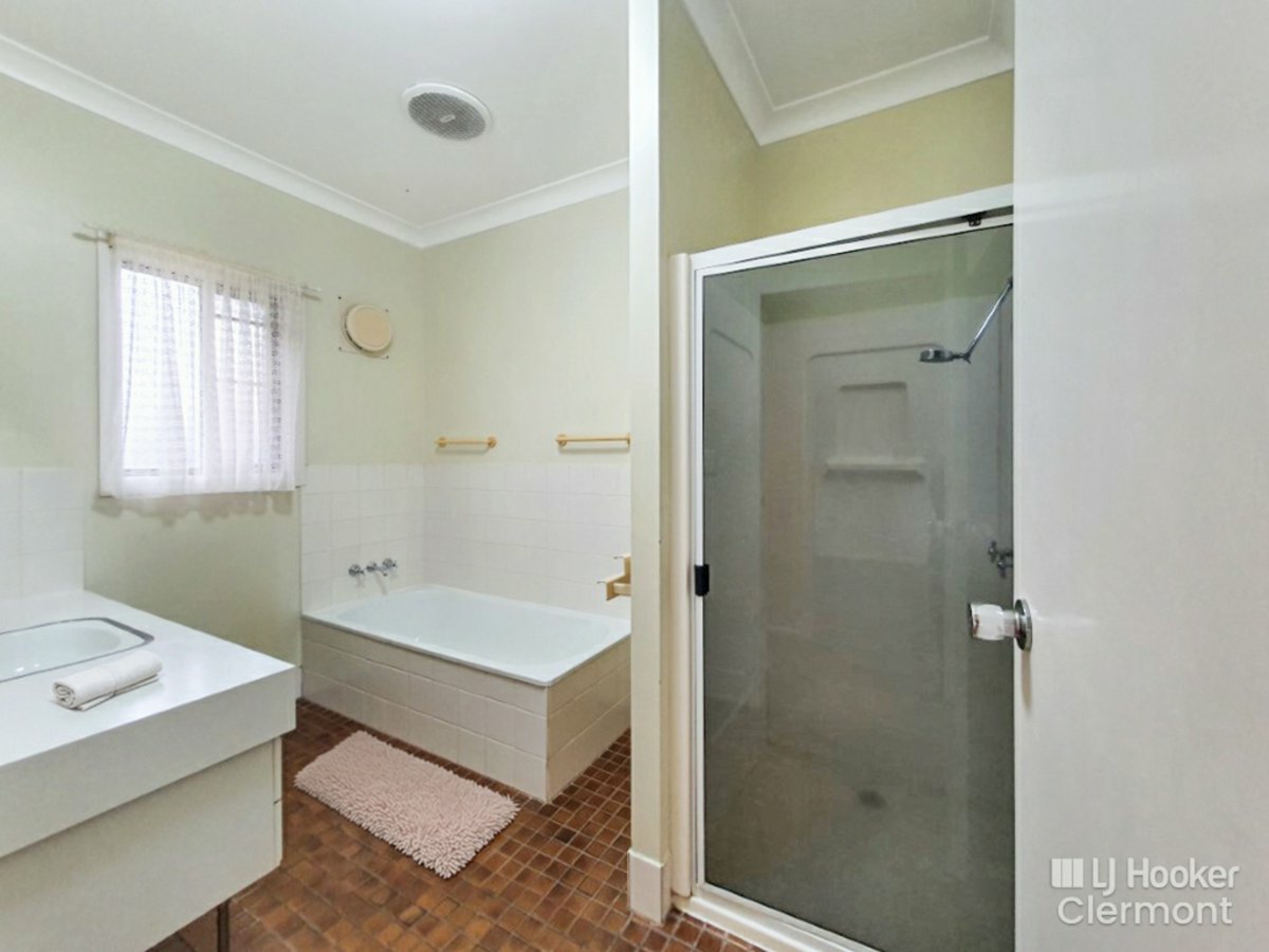 7 Carina Crescent — photo 18 of 26