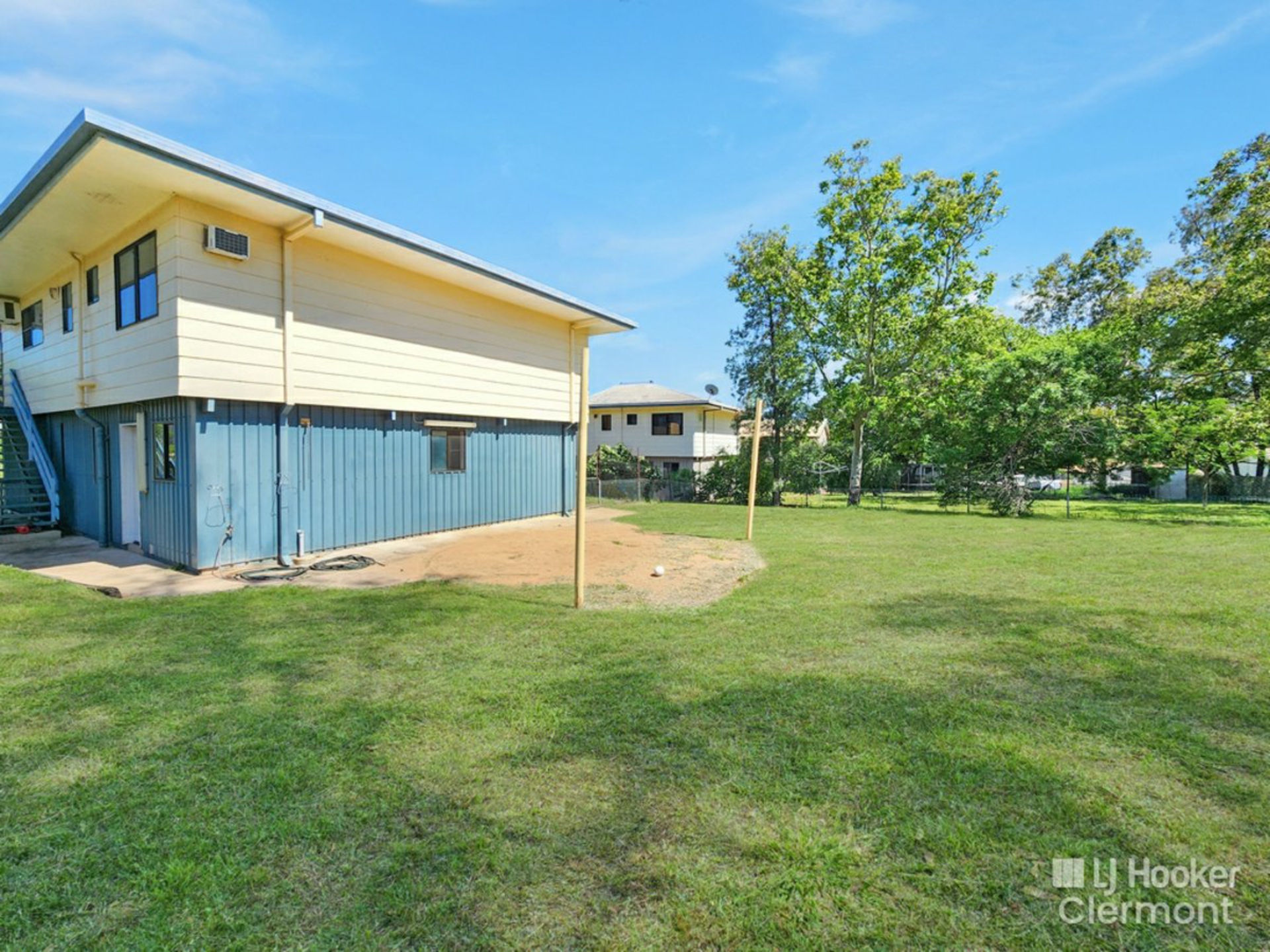 7 Carina Crescent — photo 23 of 26