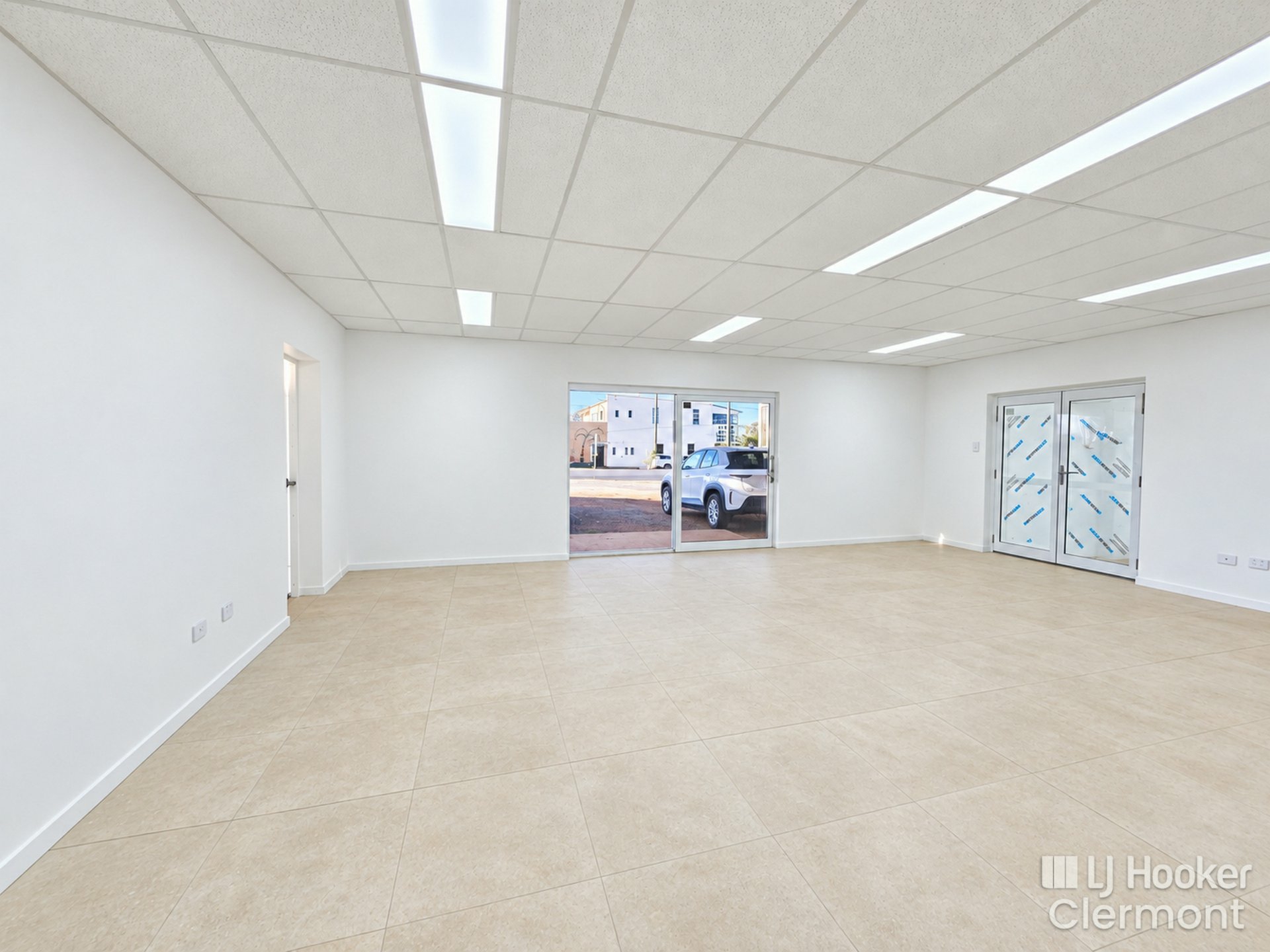 Shop / Office/22 Capella Street — photo 10 of 12
