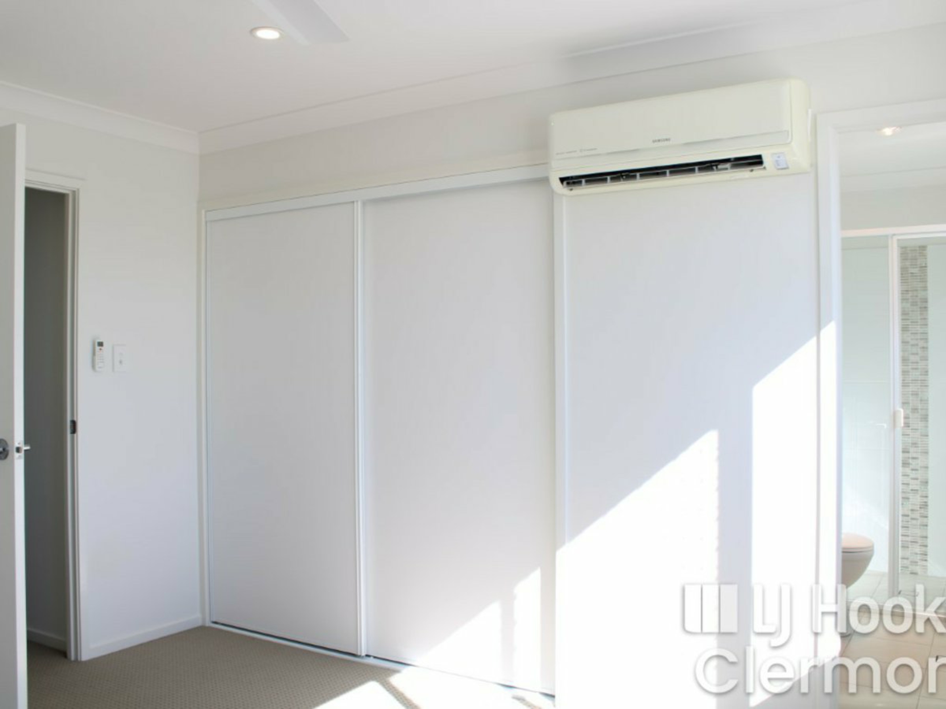 72/47 McDonald Flat Road — photo 4 of 11
