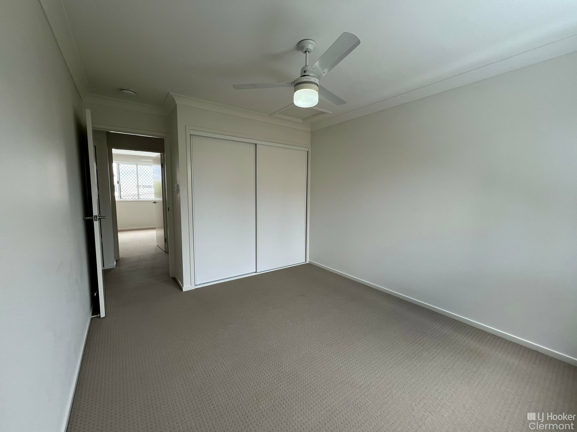 72/47 McDonald Flat Road — photo 7 of 11