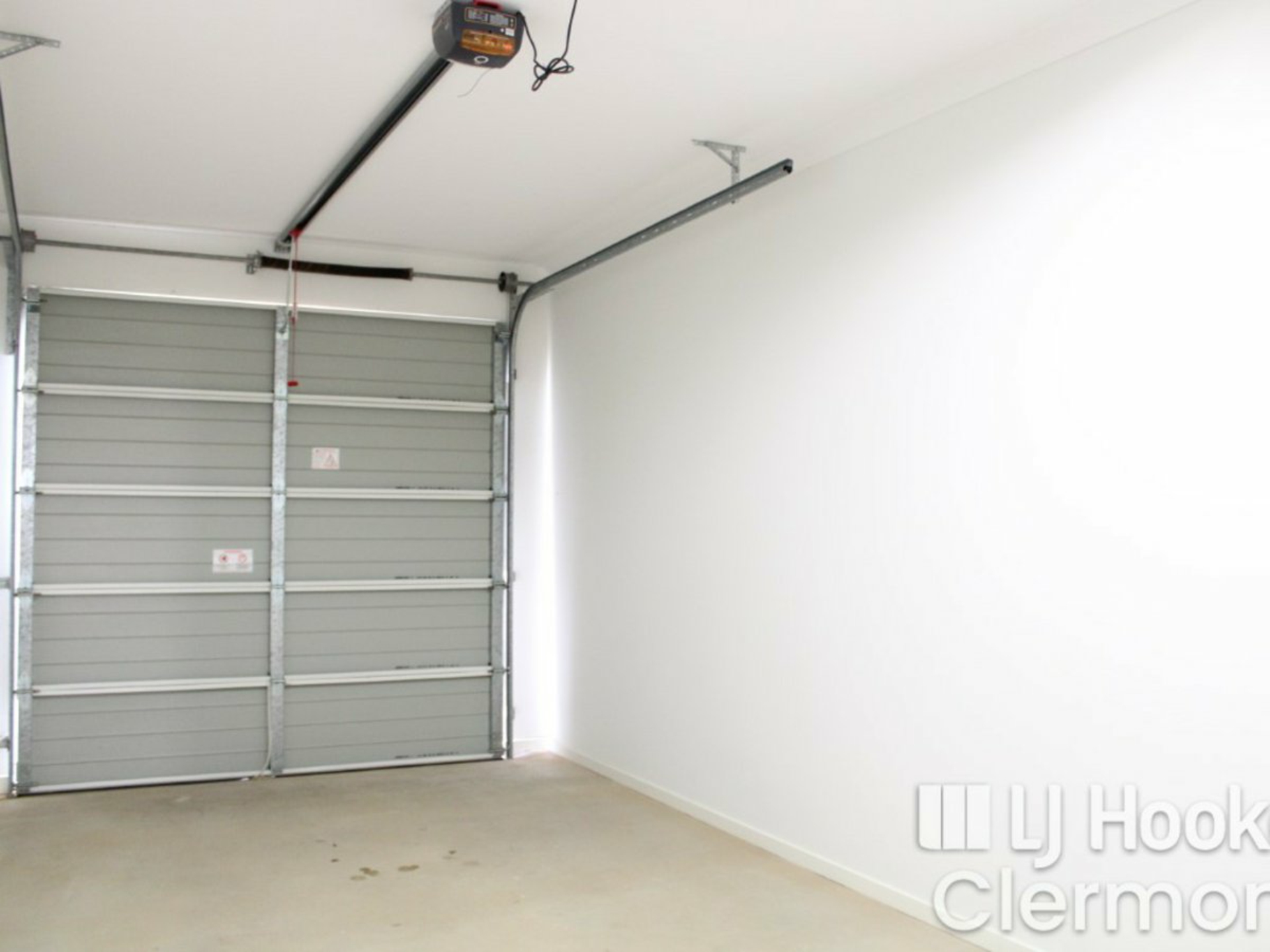 72/47 McDonald Flat Road — photo 10 of 11