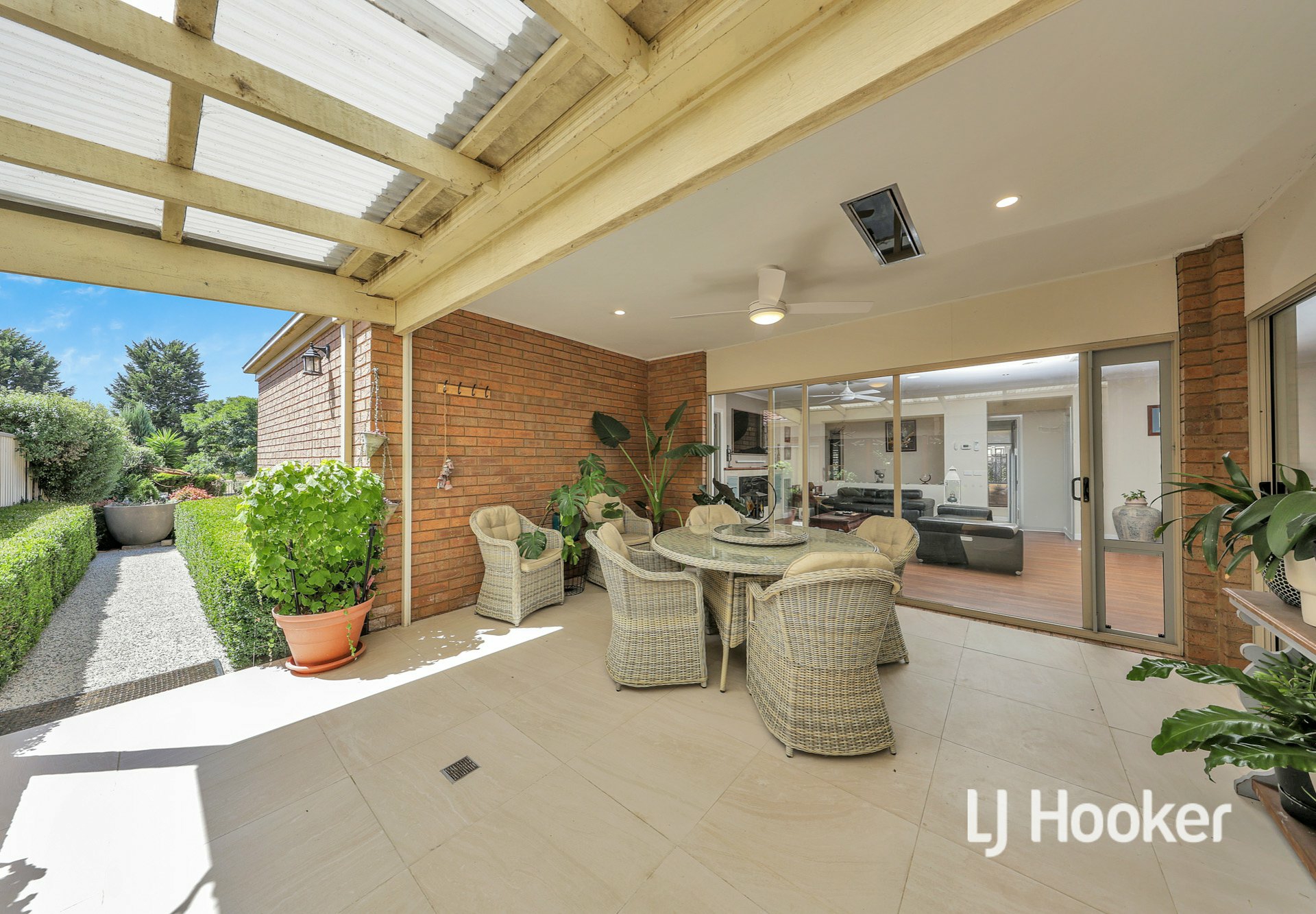 56 St Andrews Close, HIDDEN VALLEY