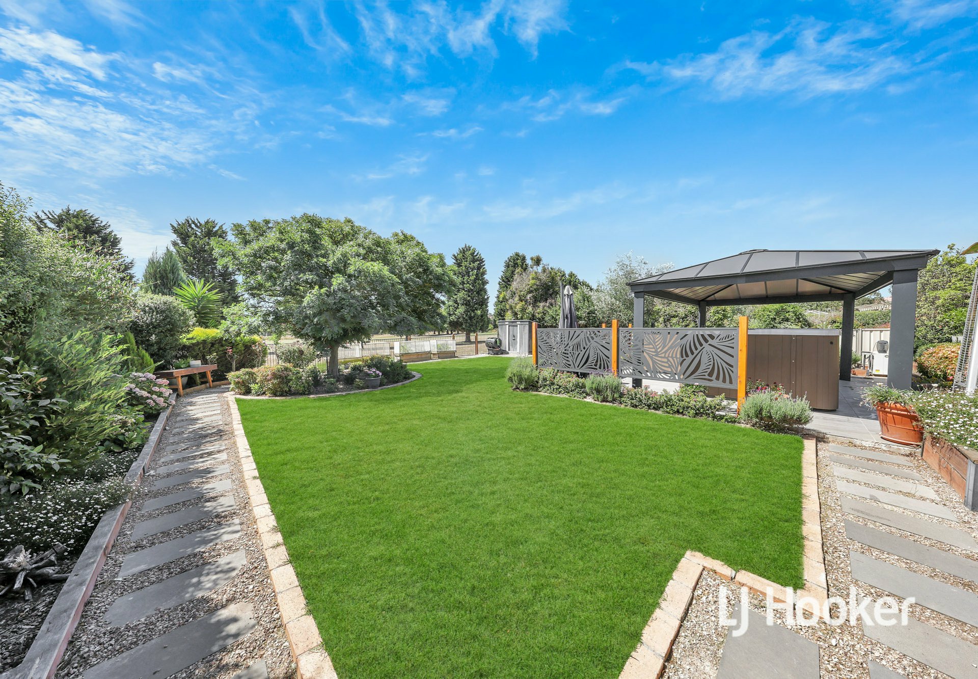 56 St Andrews Close, HIDDEN VALLEY