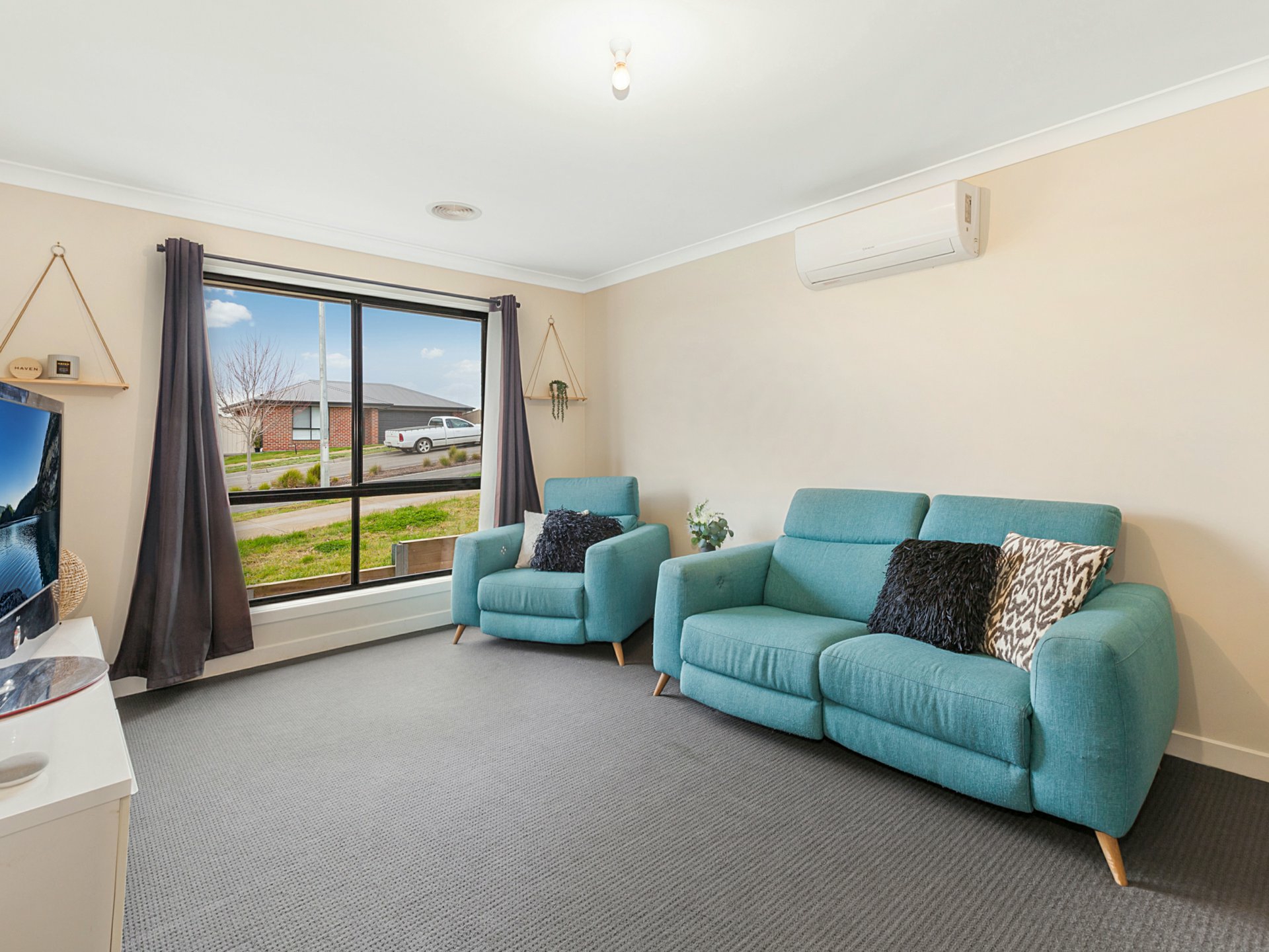 7 Aspect Blvd, BROADFORD