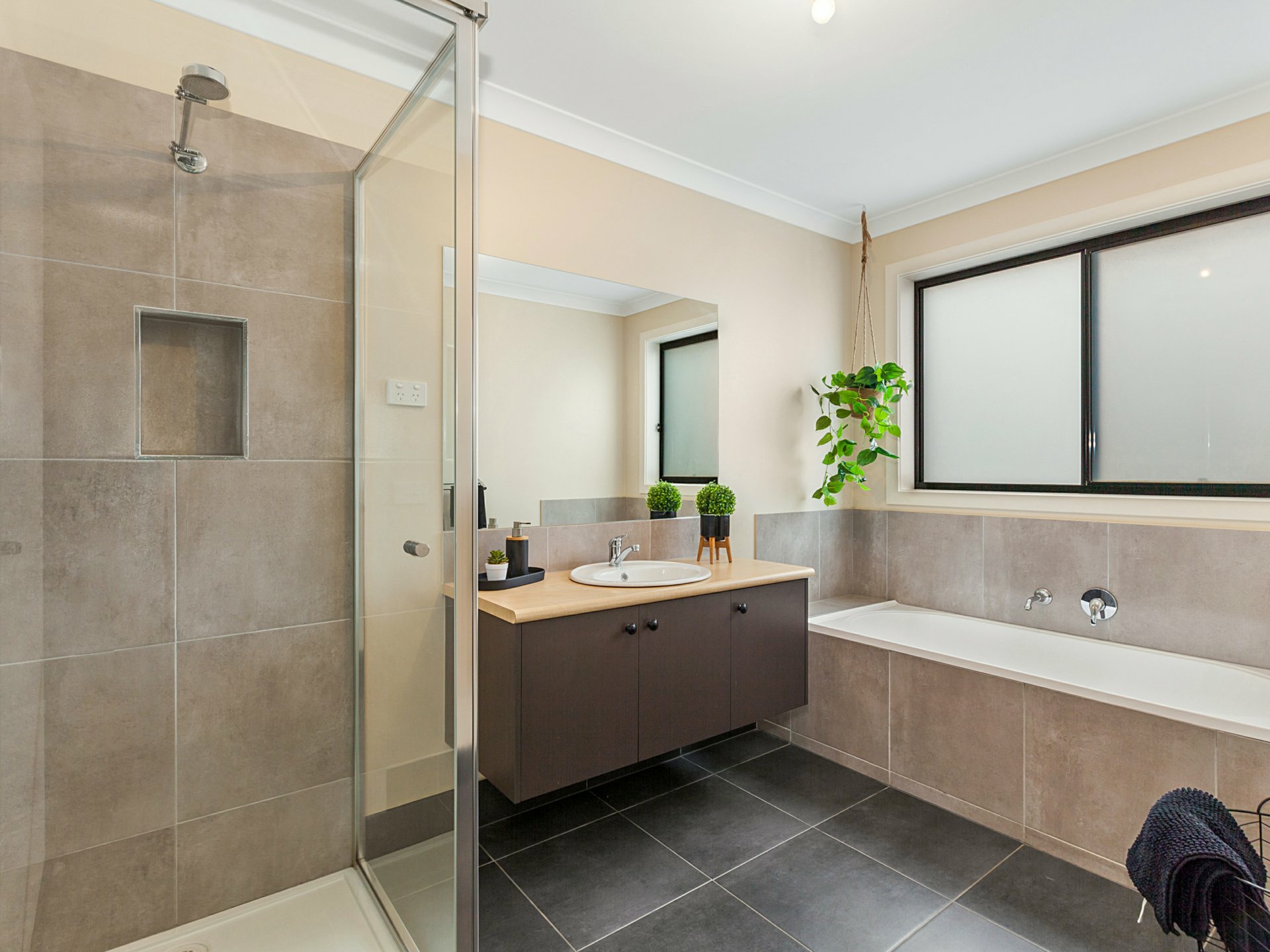7 Aspect Blvd, BROADFORD