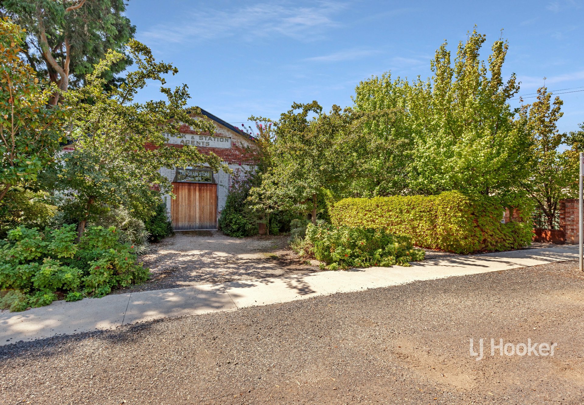 16 Bank Street, AVENEL