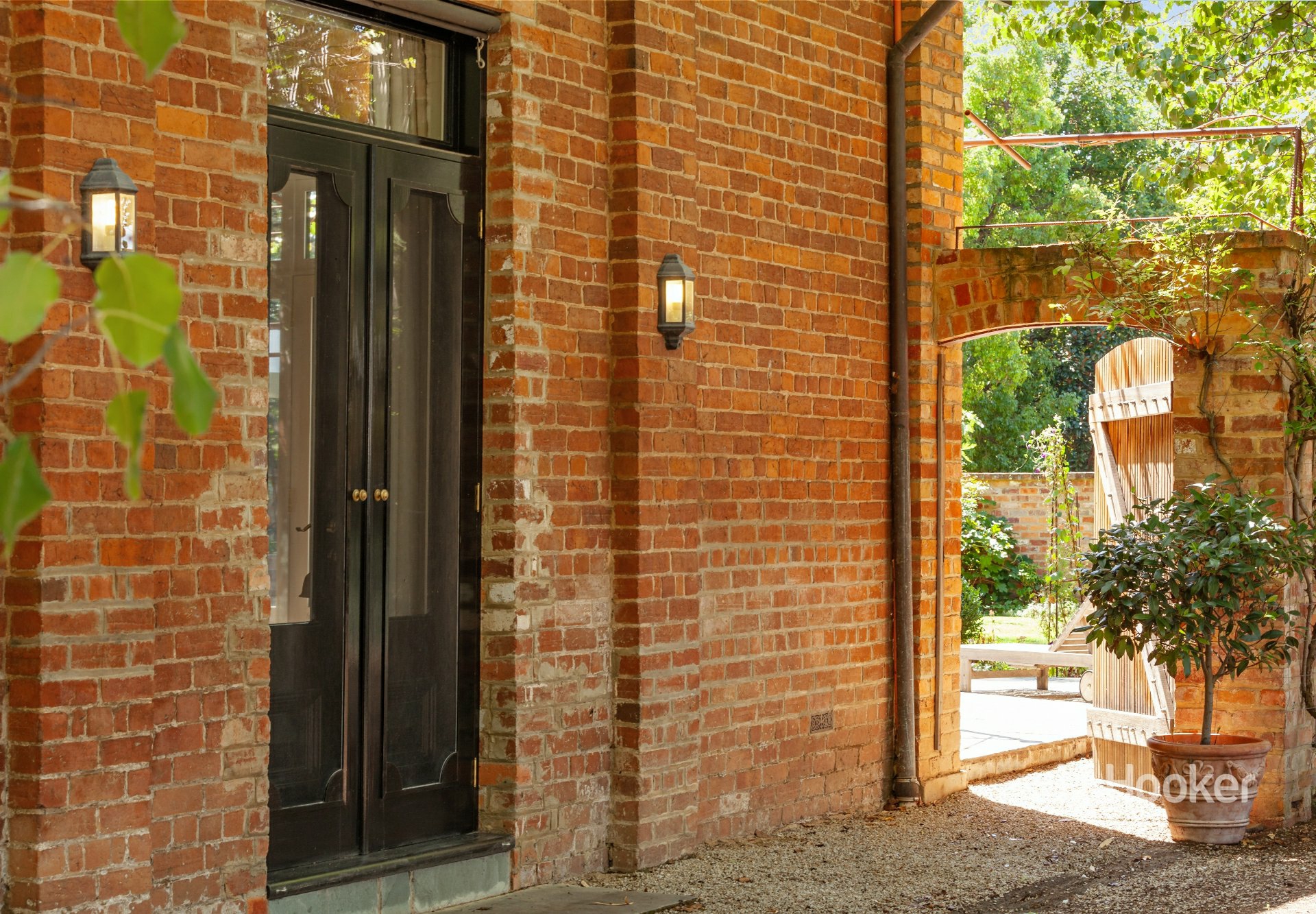 16 Bank Street, AVENEL