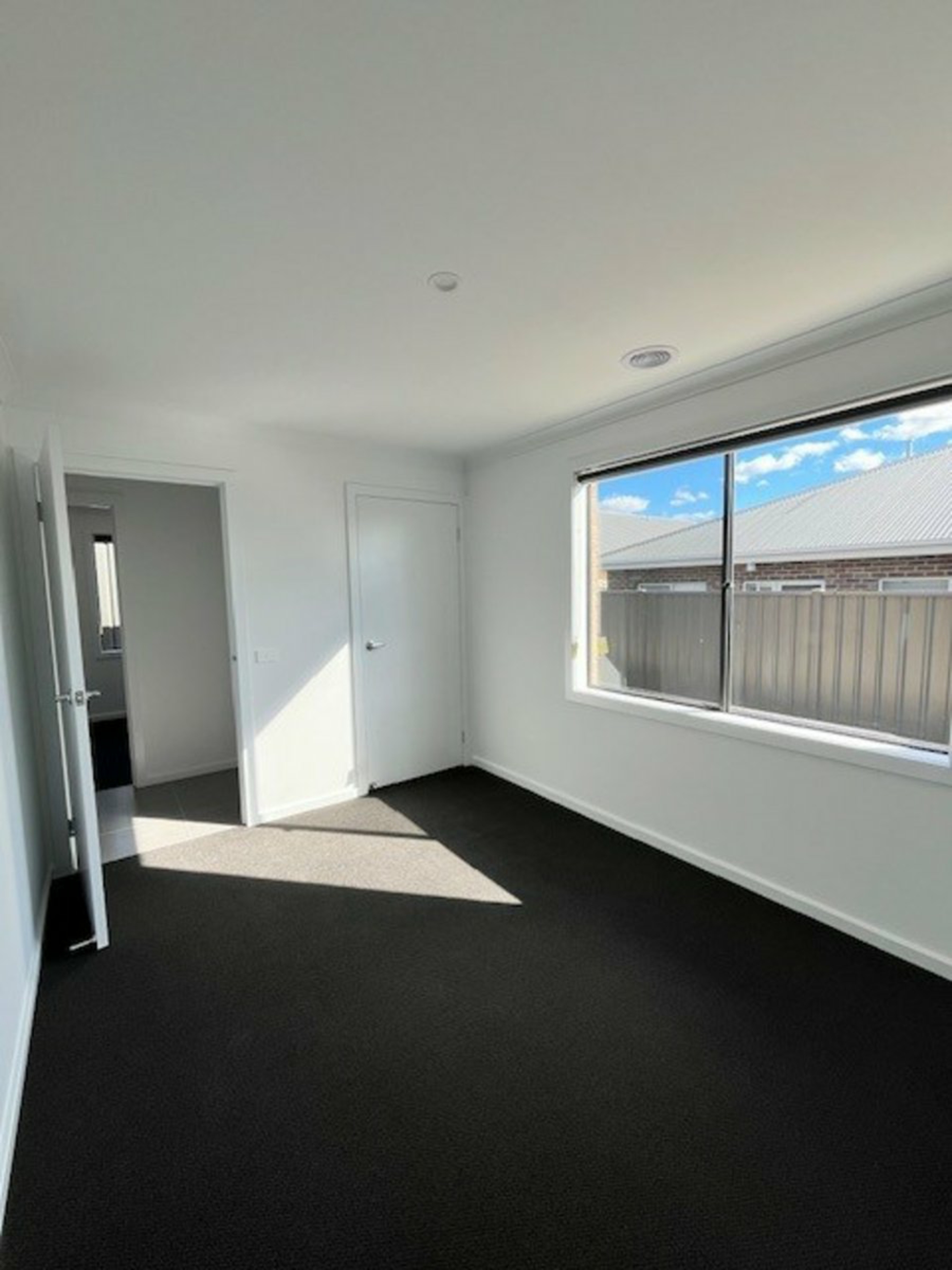 33 Northview Road — photo 8 of 16