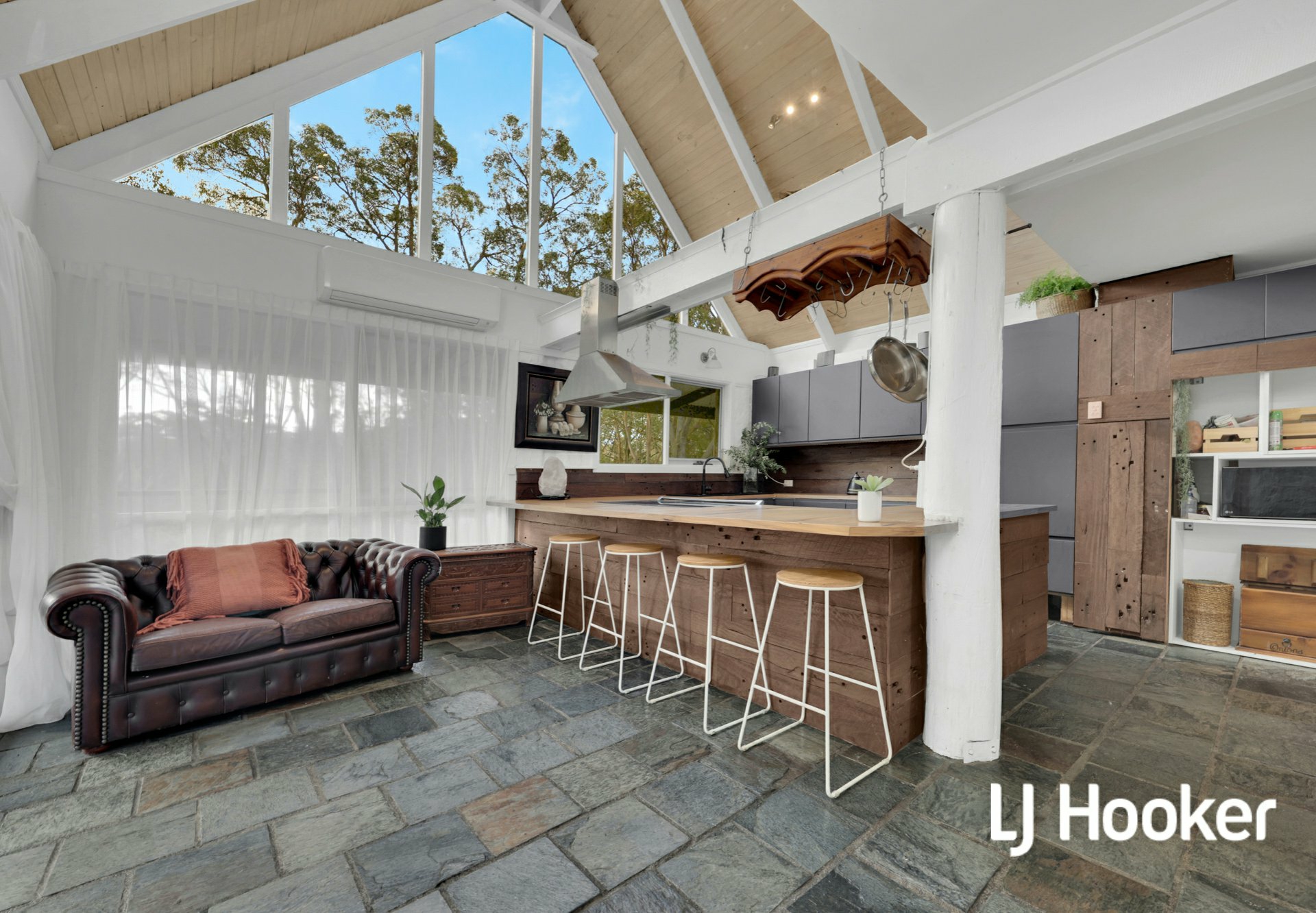 14 Baden Drive — photo 7 of 30
