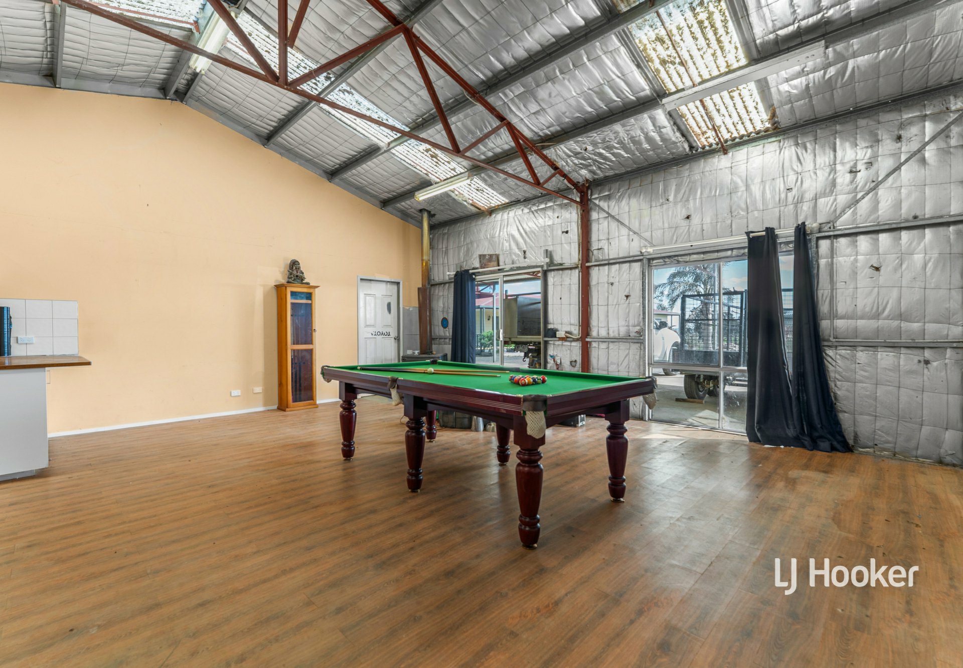 25 Elliotts Road — photo 14 of 24