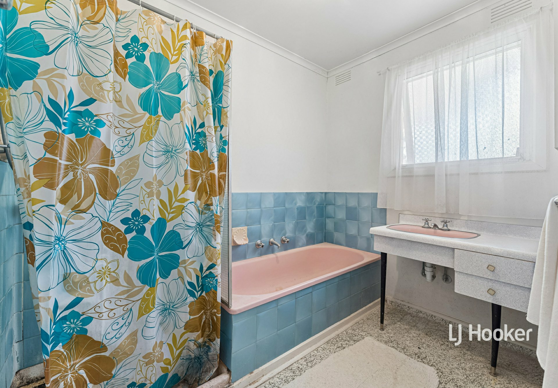 28 Fitzroy Street — photo 6 of 10