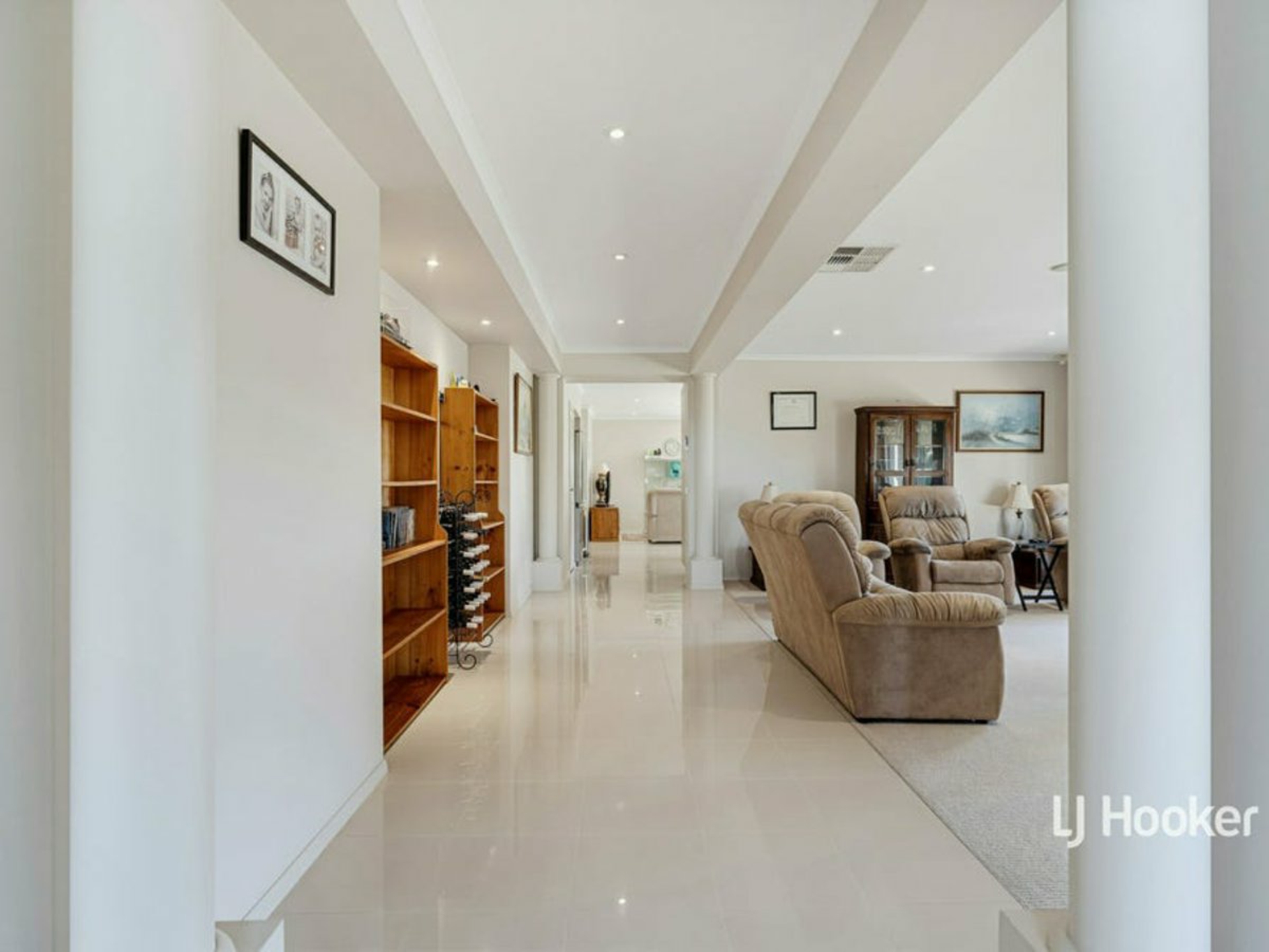 7 Tenni Close — photo 14 of 19