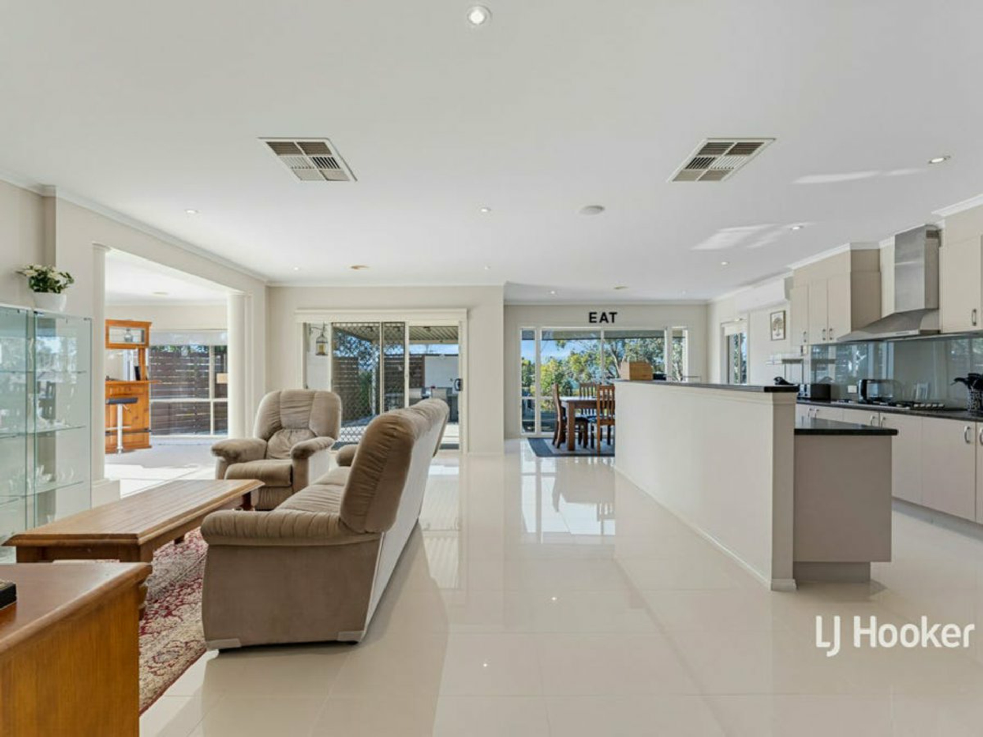 7 Tenni Close — photo 15 of 19