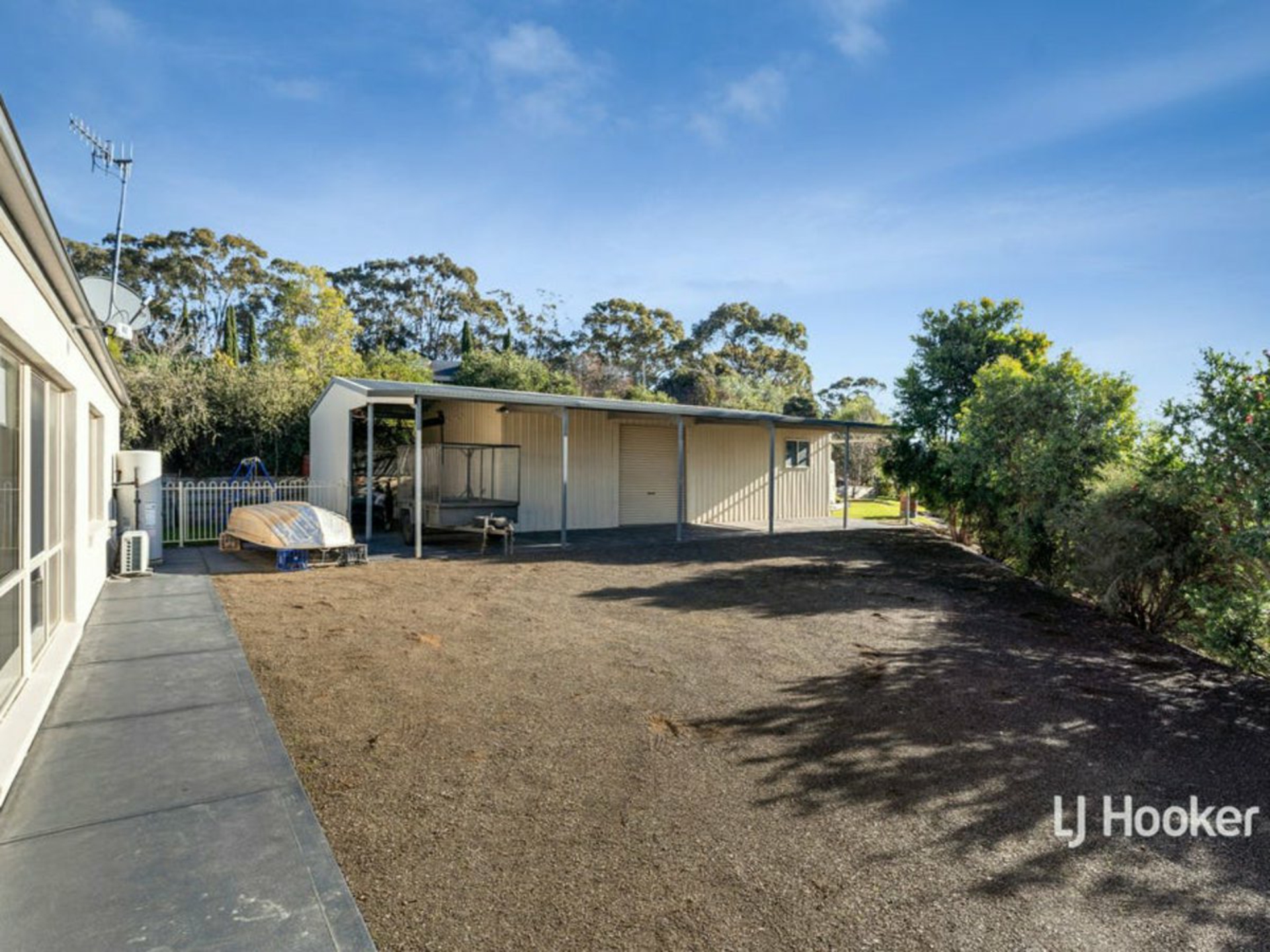7 Tenni Close — photo 18 of 19