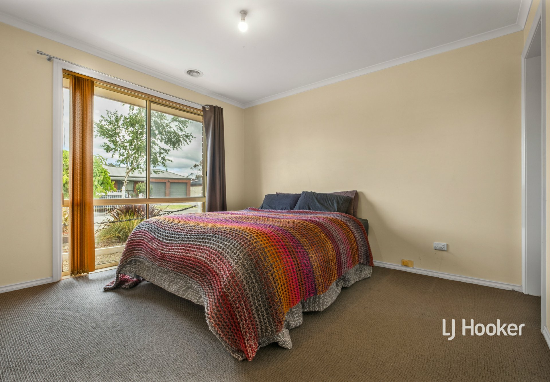 21 Pontisford Court — photo 2 of 11
