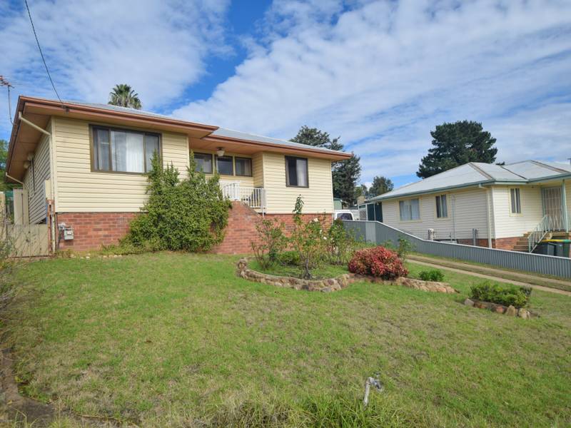 106 Berthong Street, Young