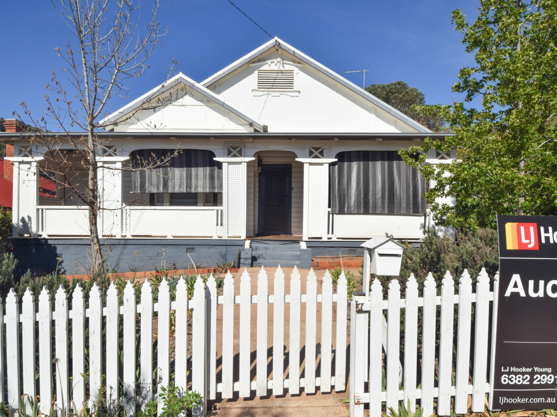 50 Caple Street Young NSW
