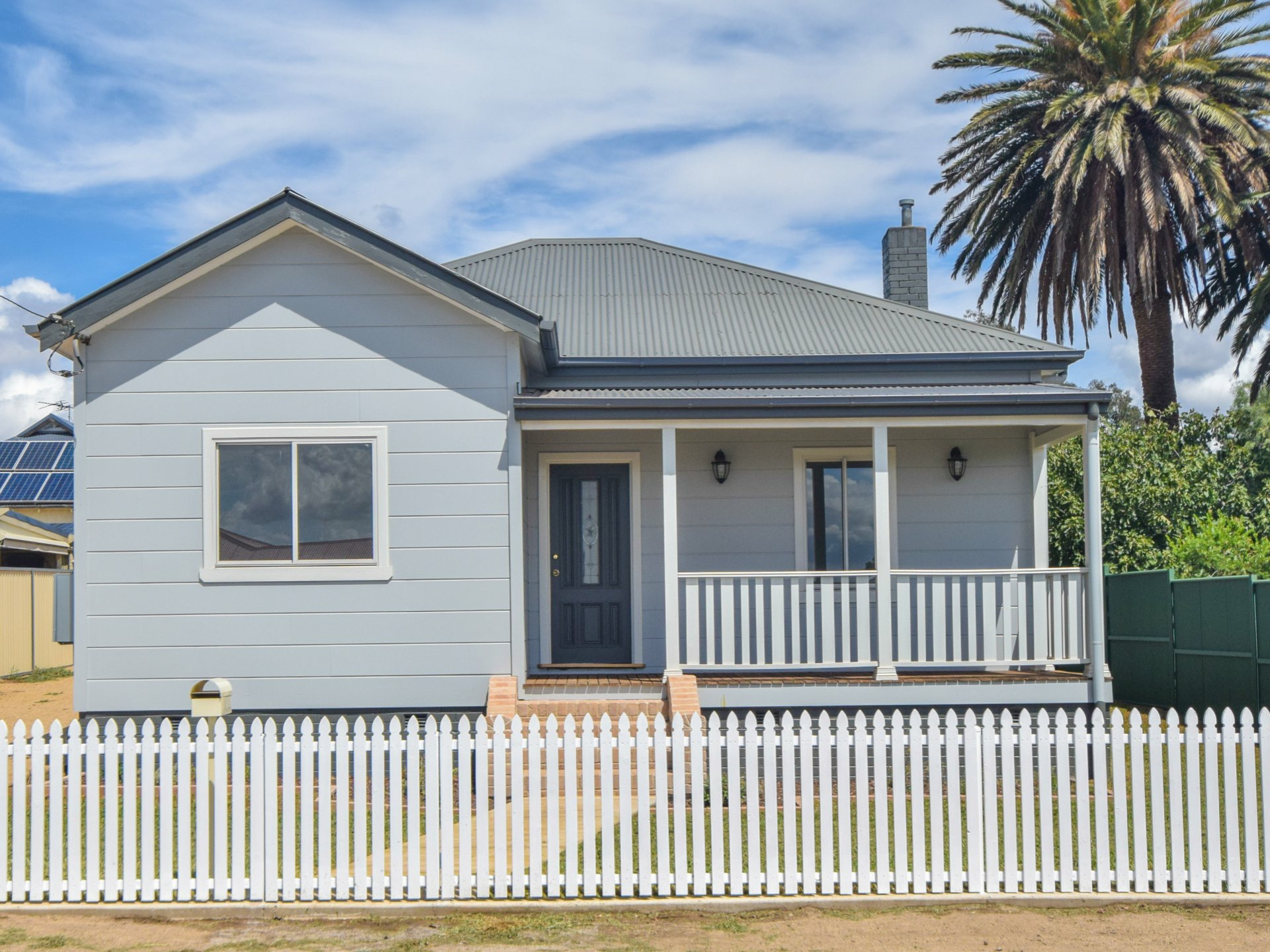 4 Patterson Avenue, Young