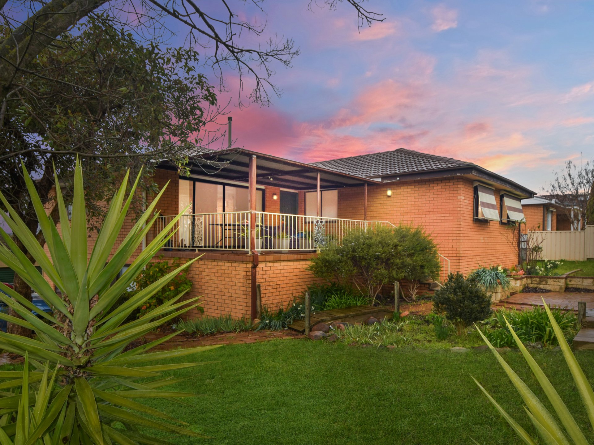 43 Fontenoy Street, Young