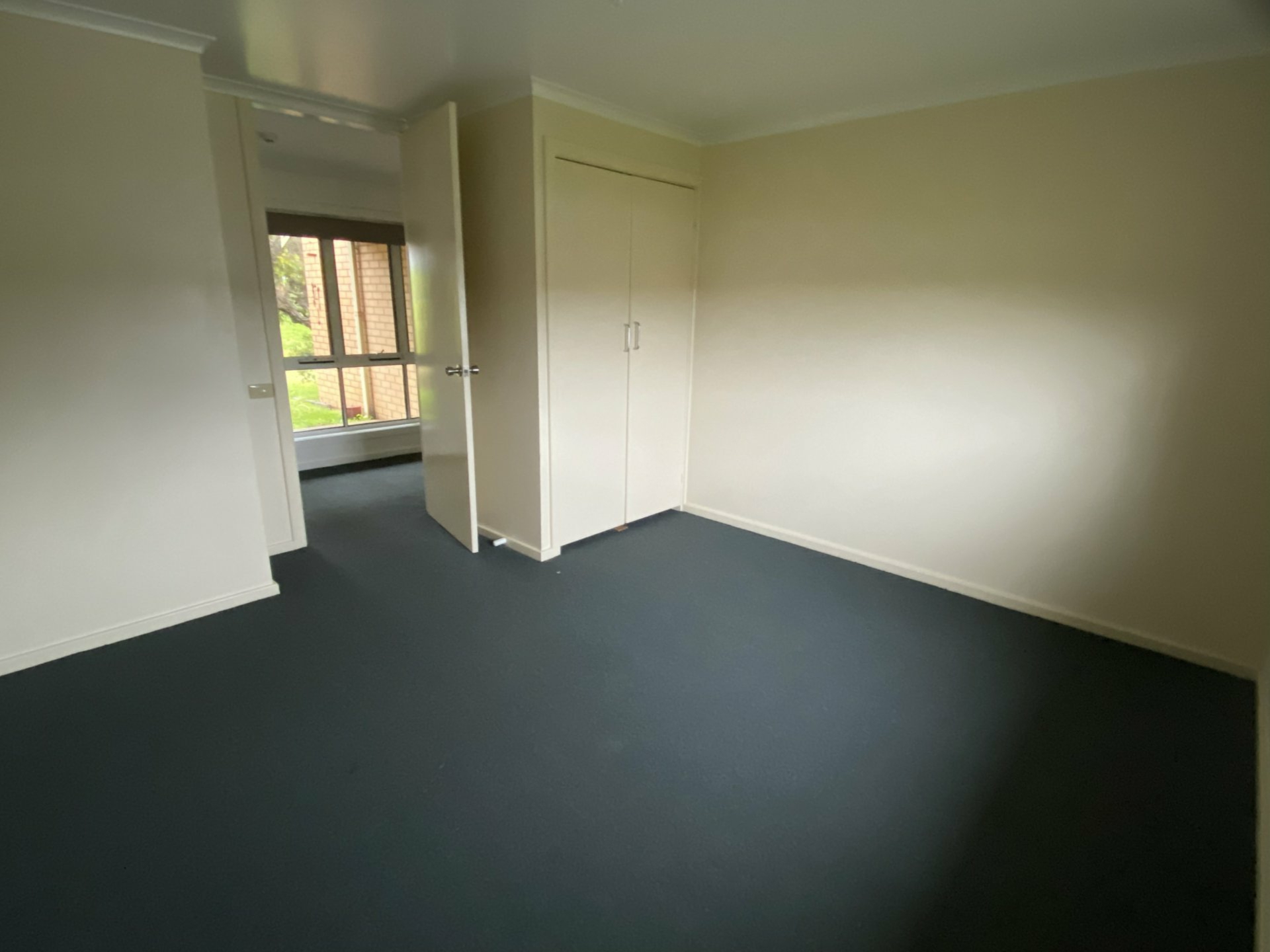 193 Nasmyth Street, YOUNG