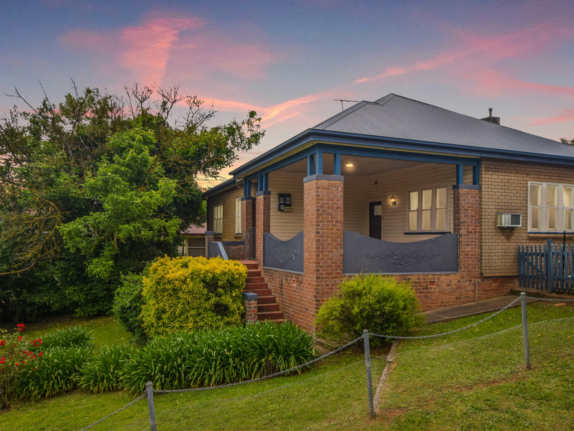 19 Whiteman Avenue, Young