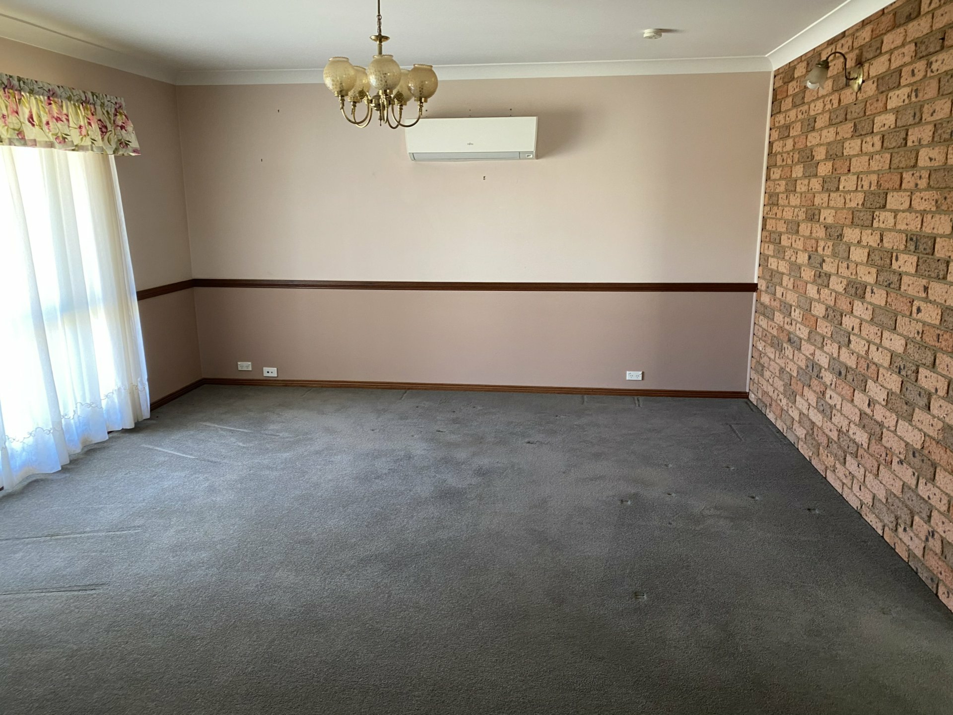 29 Gordon Street, YOUNG