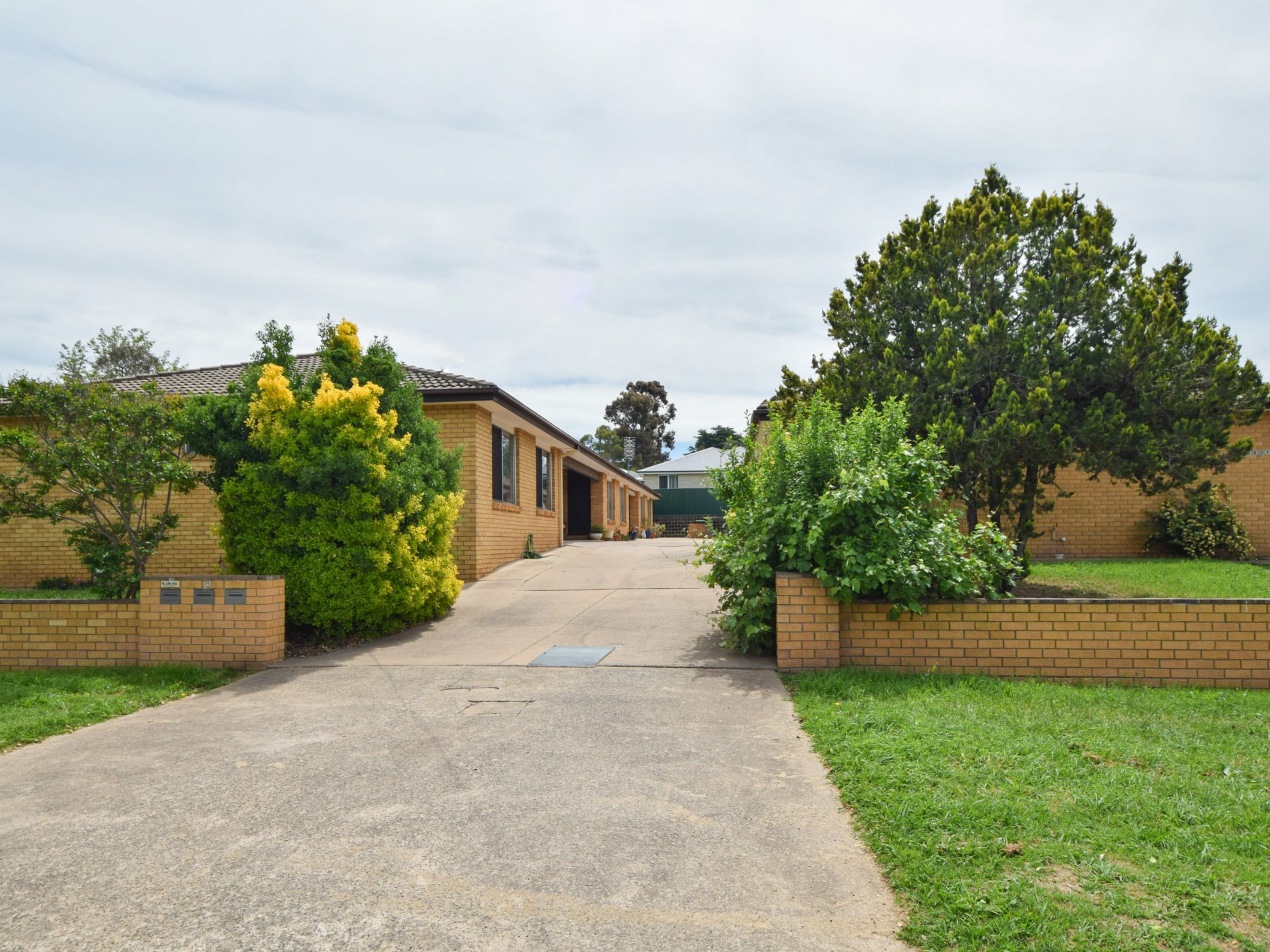 8/59 Brock Street, Young